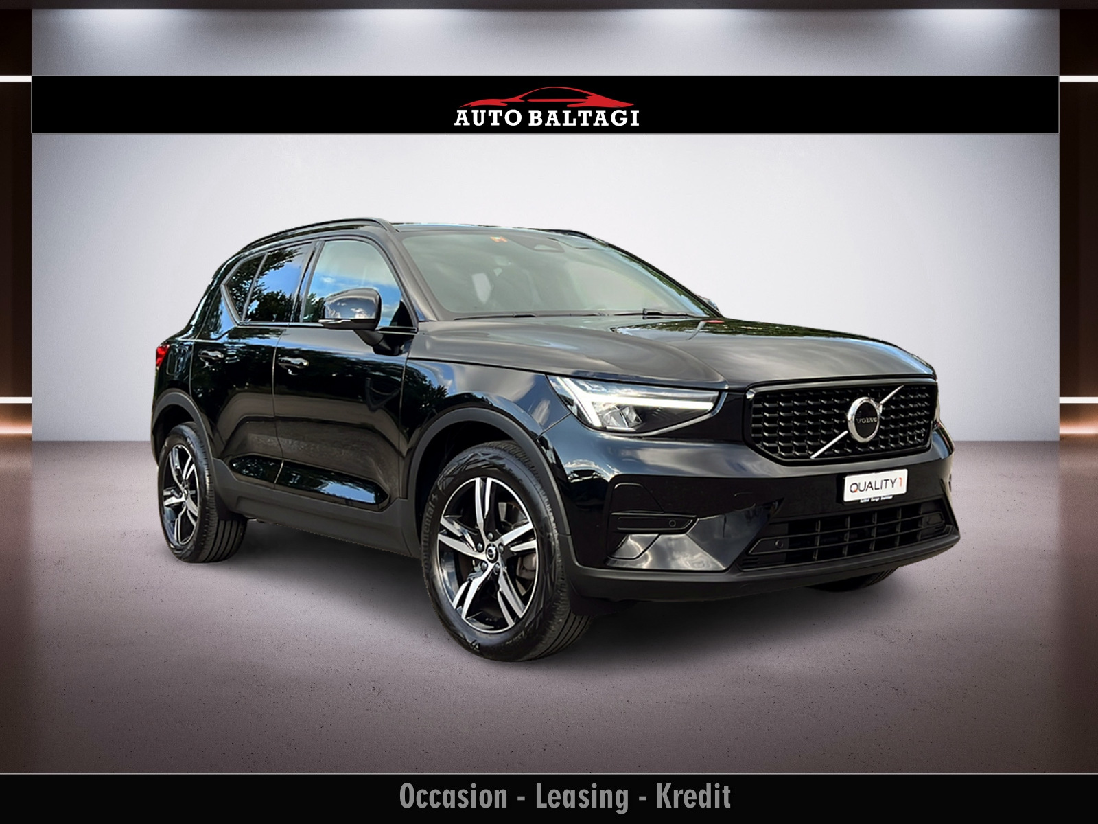 VOLVO XC40 B4 Benzin Mild Hybrid AWD Plus Dark DCT