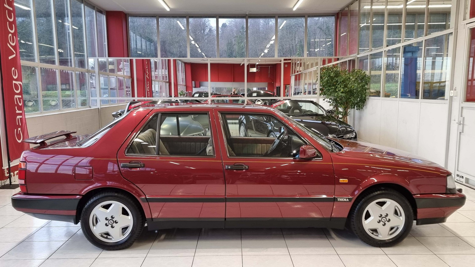 LANCIA Thema 8.32 Ferrari-image-12