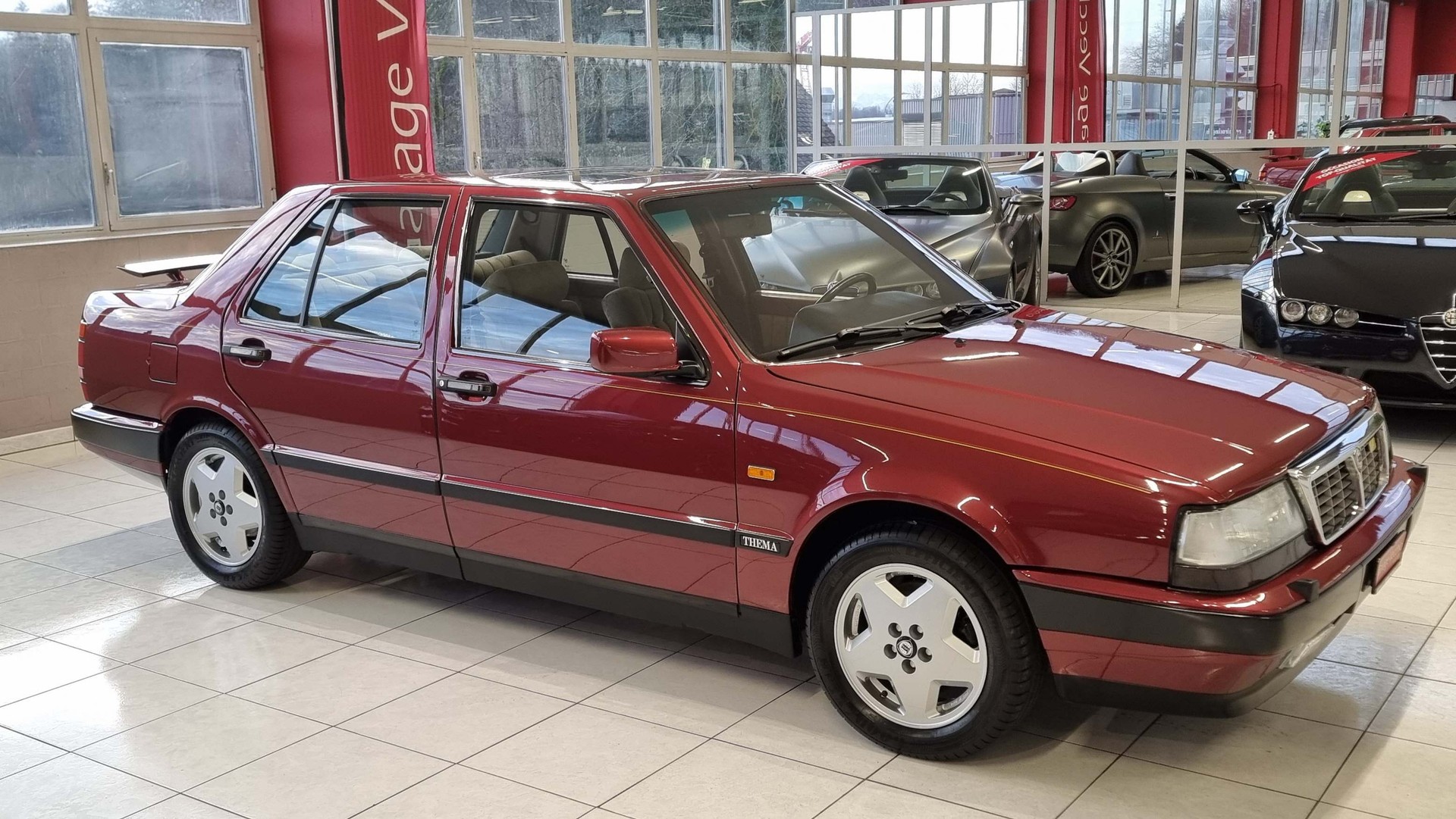 LANCIA Thema 8.32 Ferrari-image-13