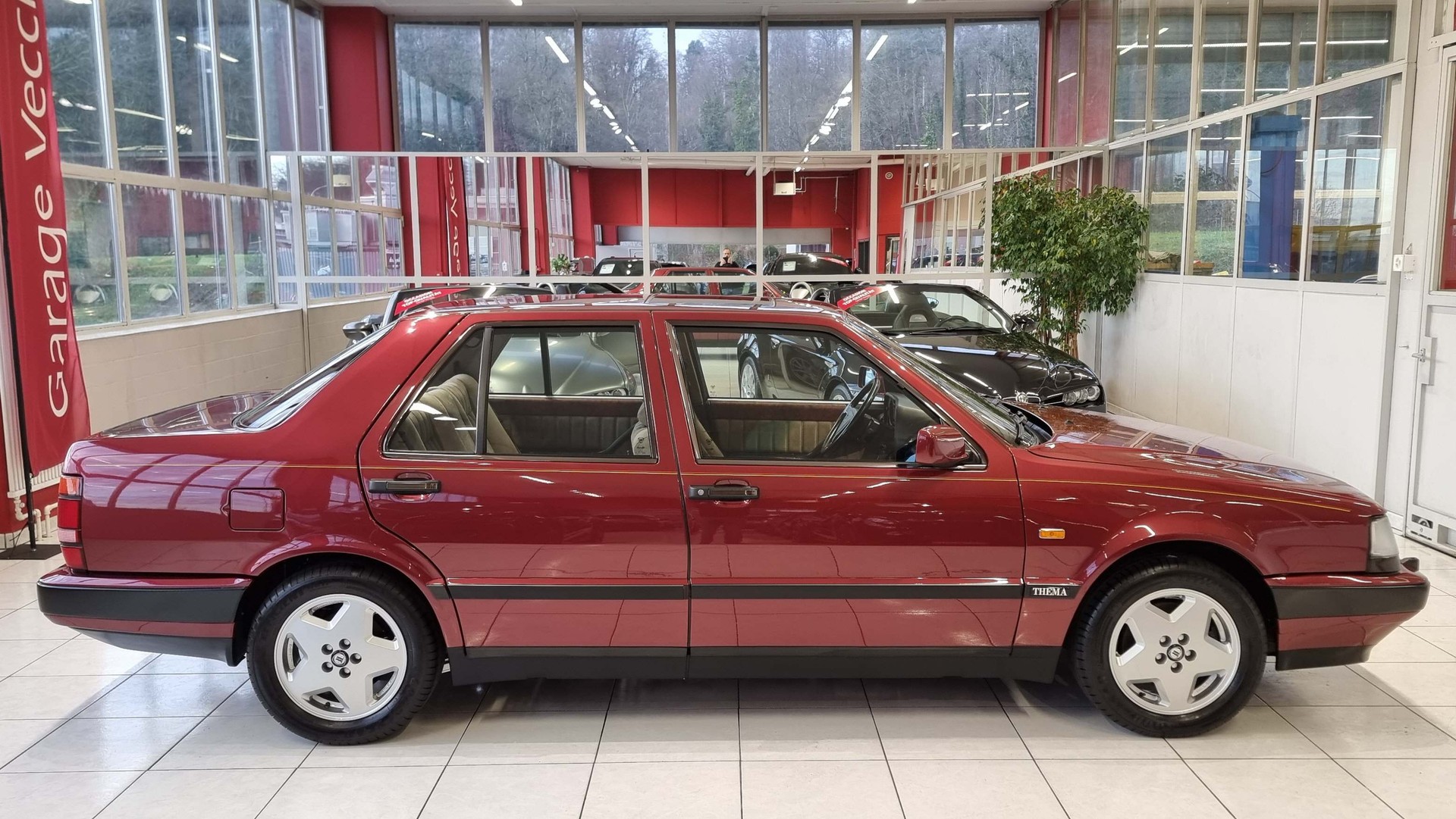 LANCIA Thema 8.32 Ferrari-image-11