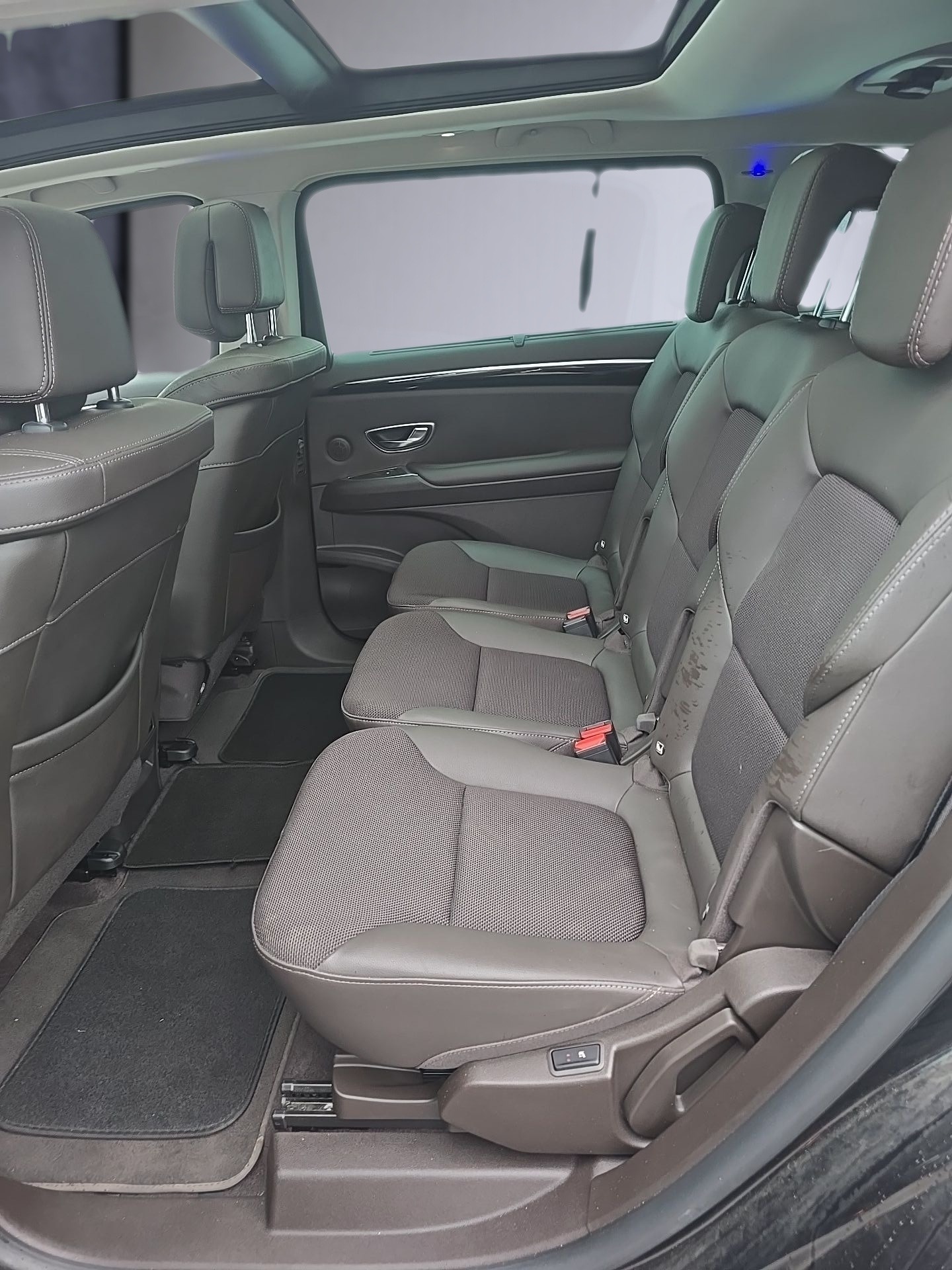RENAULT Espace 1.6 dCi Swiss Edition EDC-image-10