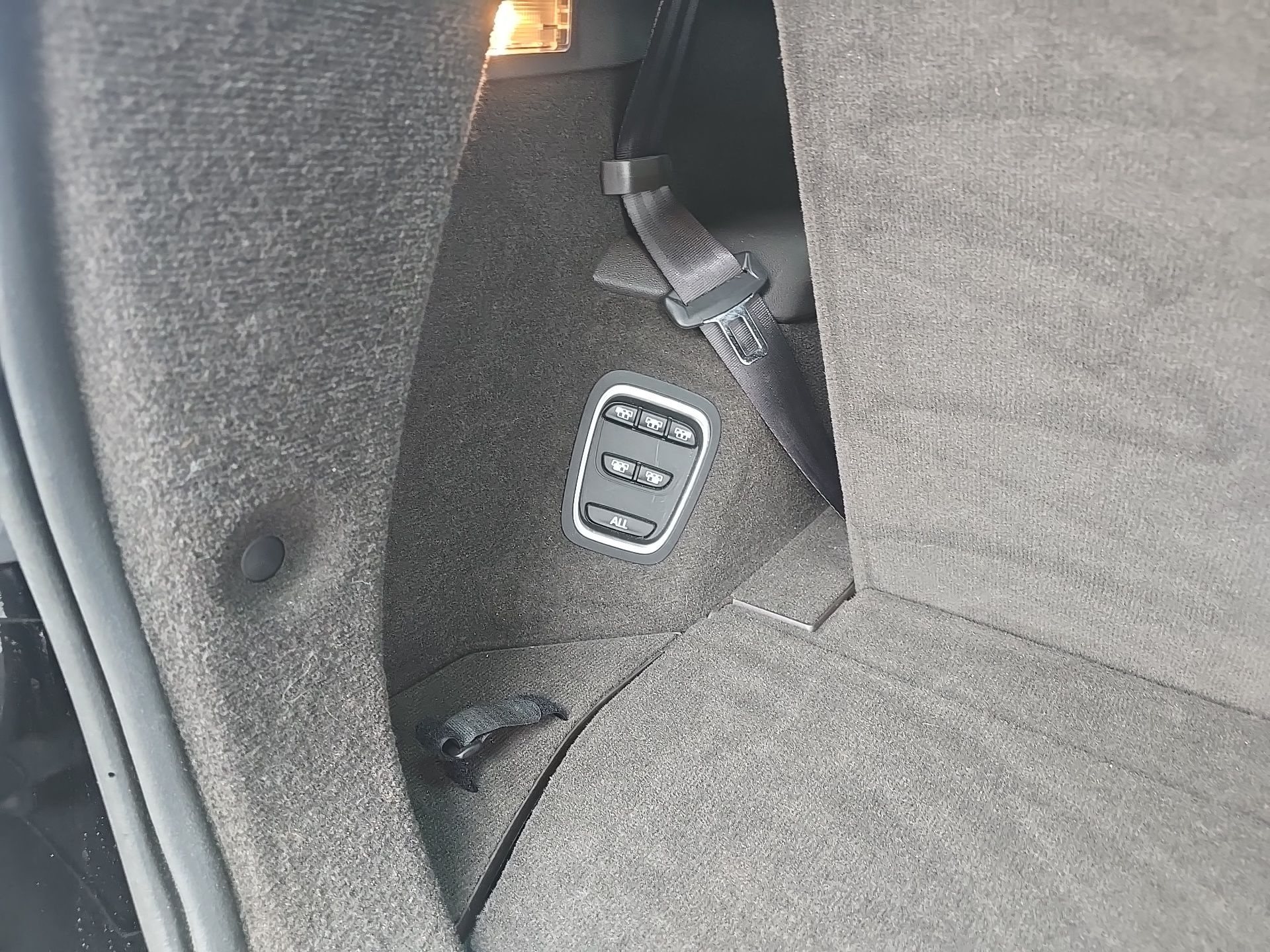 RENAULT Espace 1.6 dCi Swiss Edition EDC-image-16