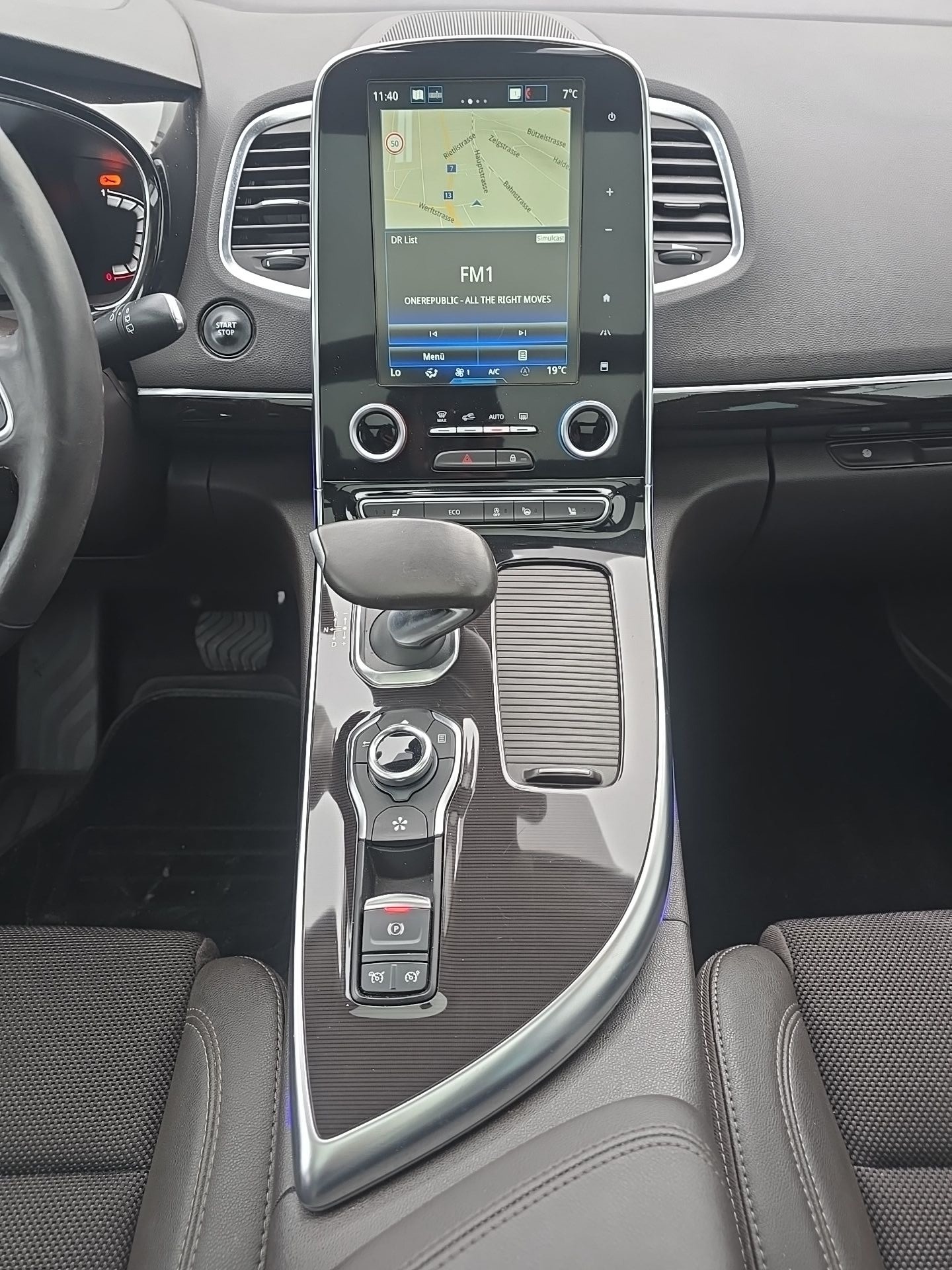 RENAULT Espace 1.6 dCi Swiss Edition EDC-image-13