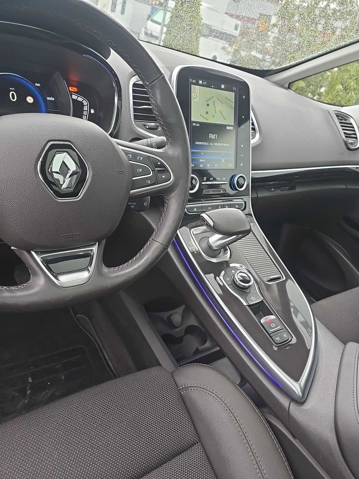 RENAULT Espace 1.6 dCi Swiss Edition EDC-image-15
