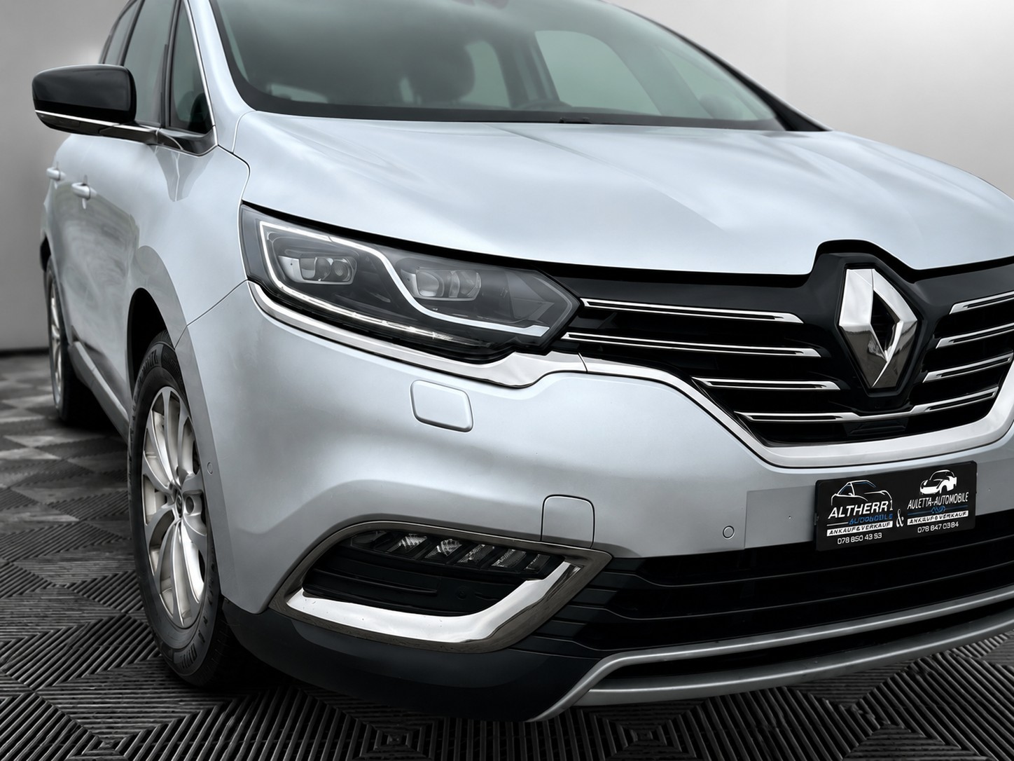 RENAULT Espace 1.6 dCi Intens EDC-showroom-element-3