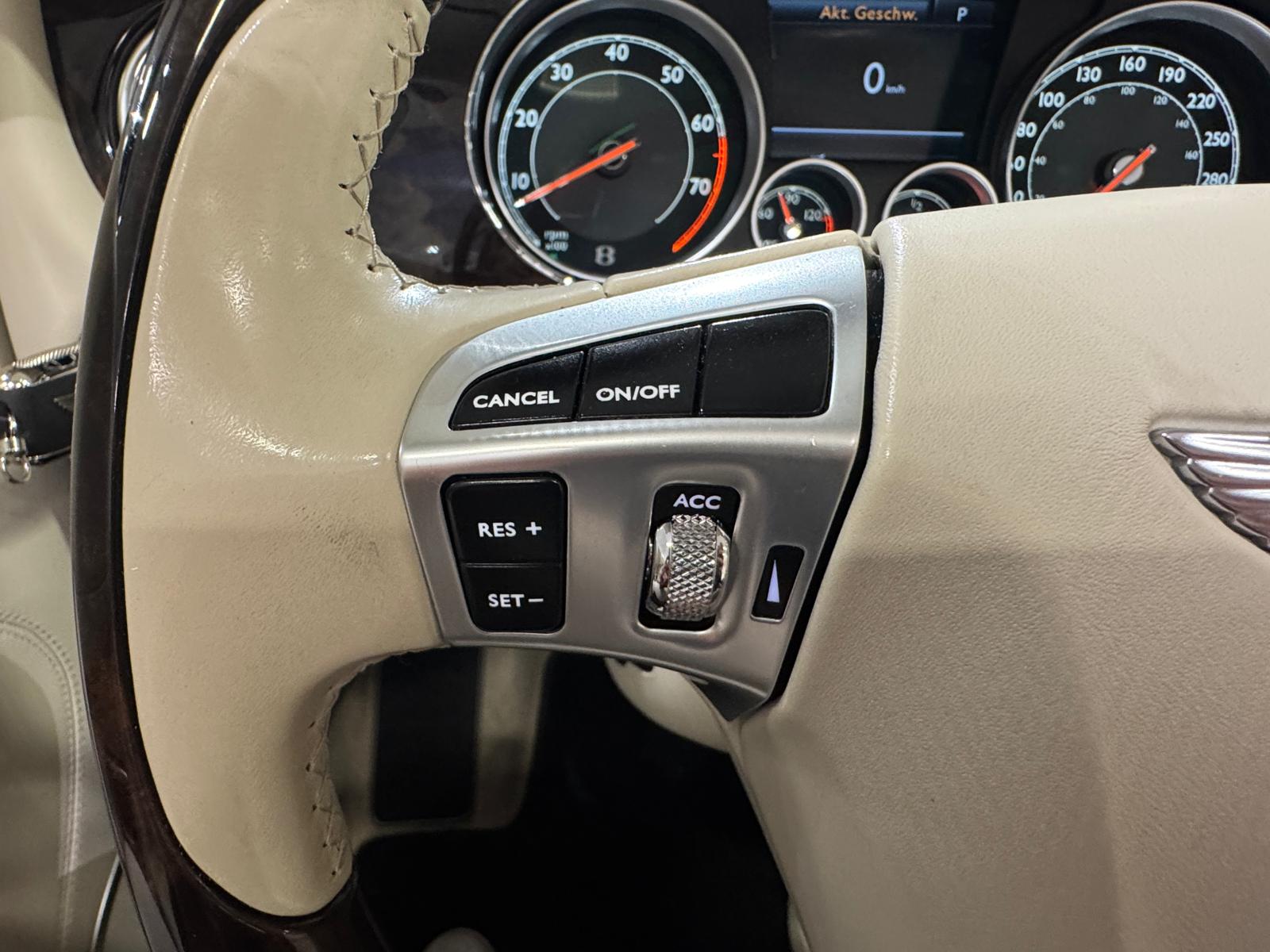 BENTLEY CONTINENTALental GTC 6.0 V12 Speed-image-23