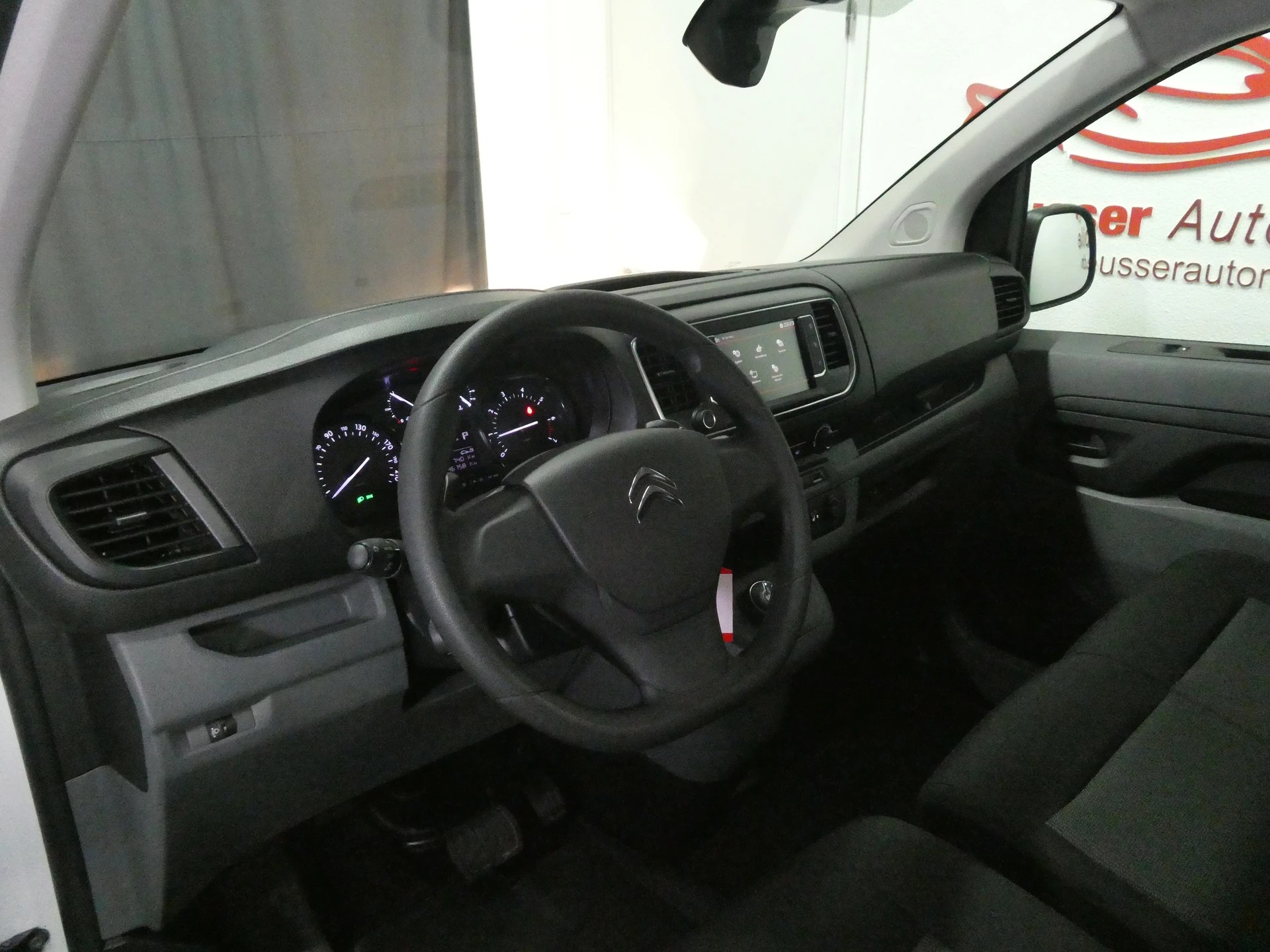 CITROEN Jumpy 2.0 BlueHDi 145 XL L3 EAT8 - 3 Sitzplätze - CarPlay - Kamera - 144 PS-image-9