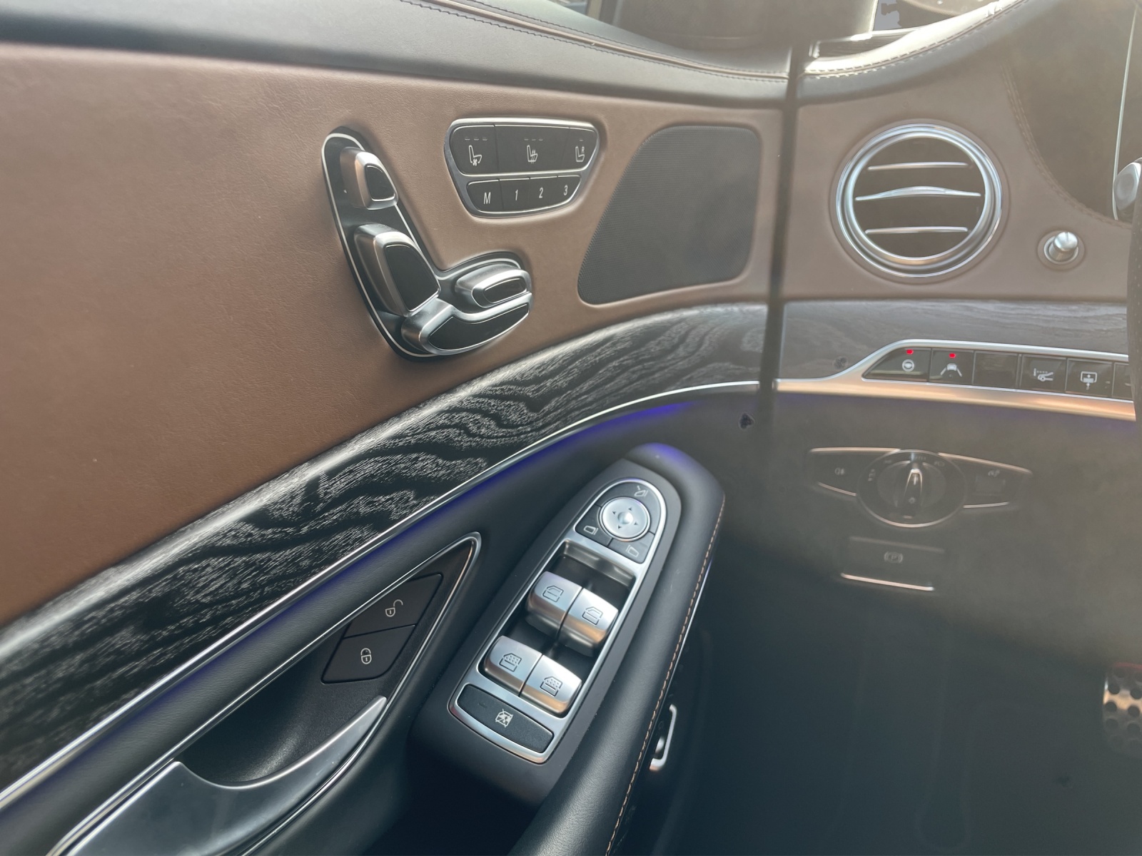 MERCEDES-BENZ S 400 d L 4Matic 9G-Tronic-image-19