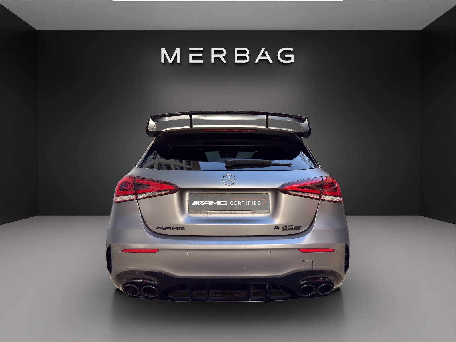 MERCEDES-BENZ A 45 S AMG 4Matic+ Speedshift-image-6