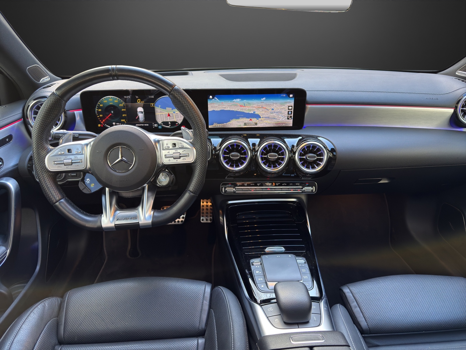 MERCEDES-BENZ A 45 S AMG 4Matic+ Speedshift-image-10