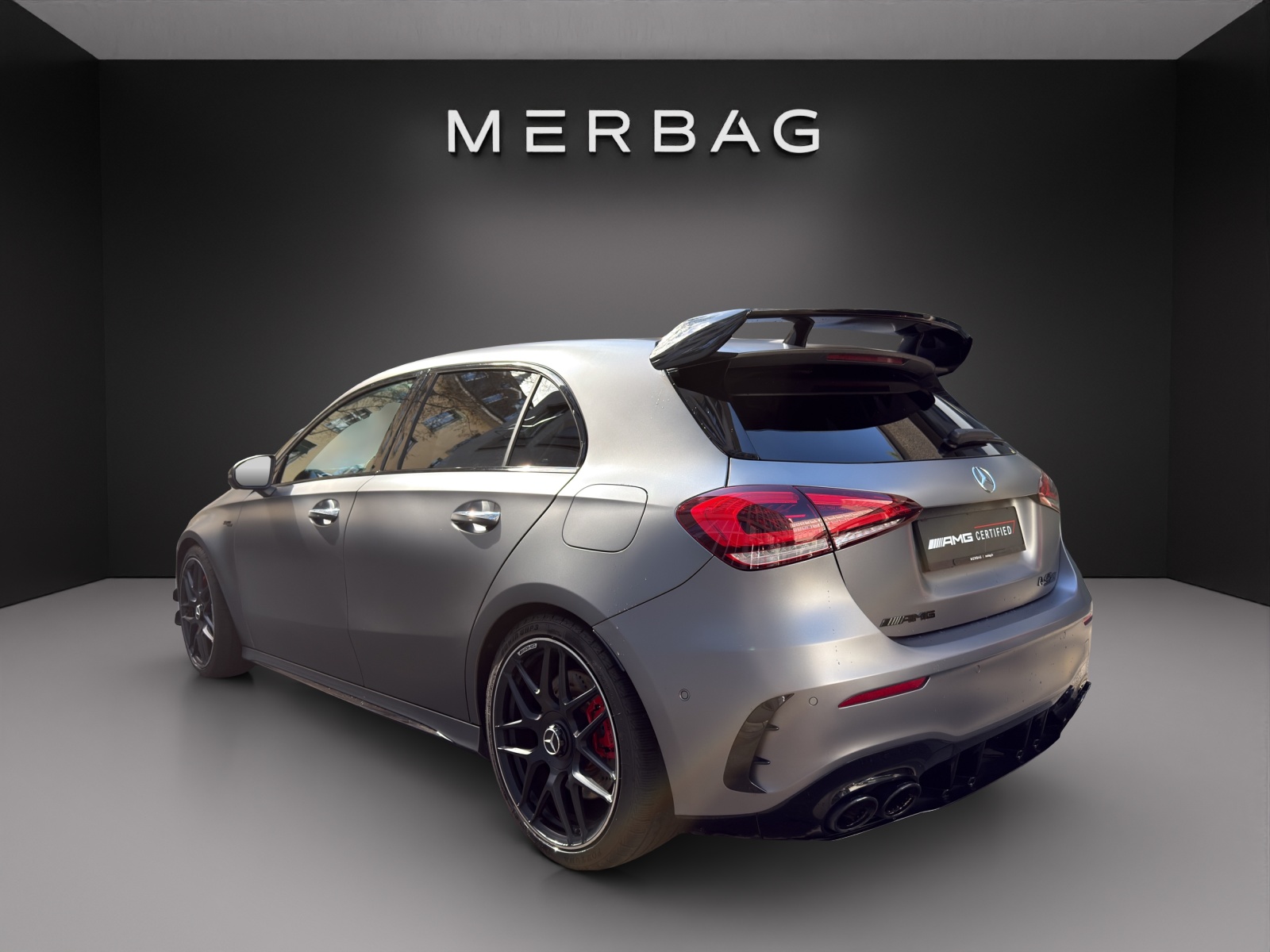 MERCEDES-BENZ A 45 S AMG 4Matic+ Speedshift-image-5