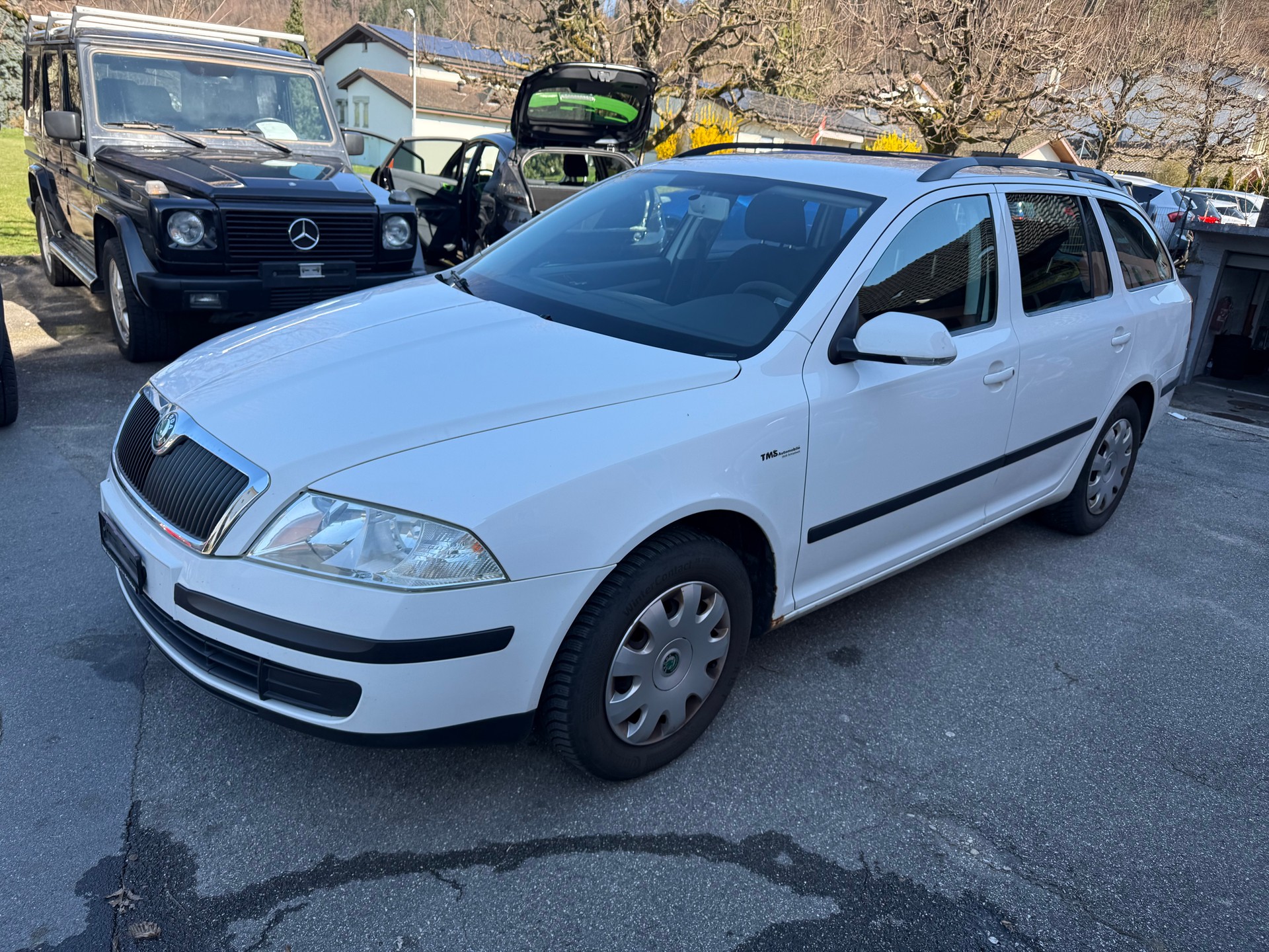 SKODA Octavia 1.9 TDI Swiss Adventure 4x4-image-2