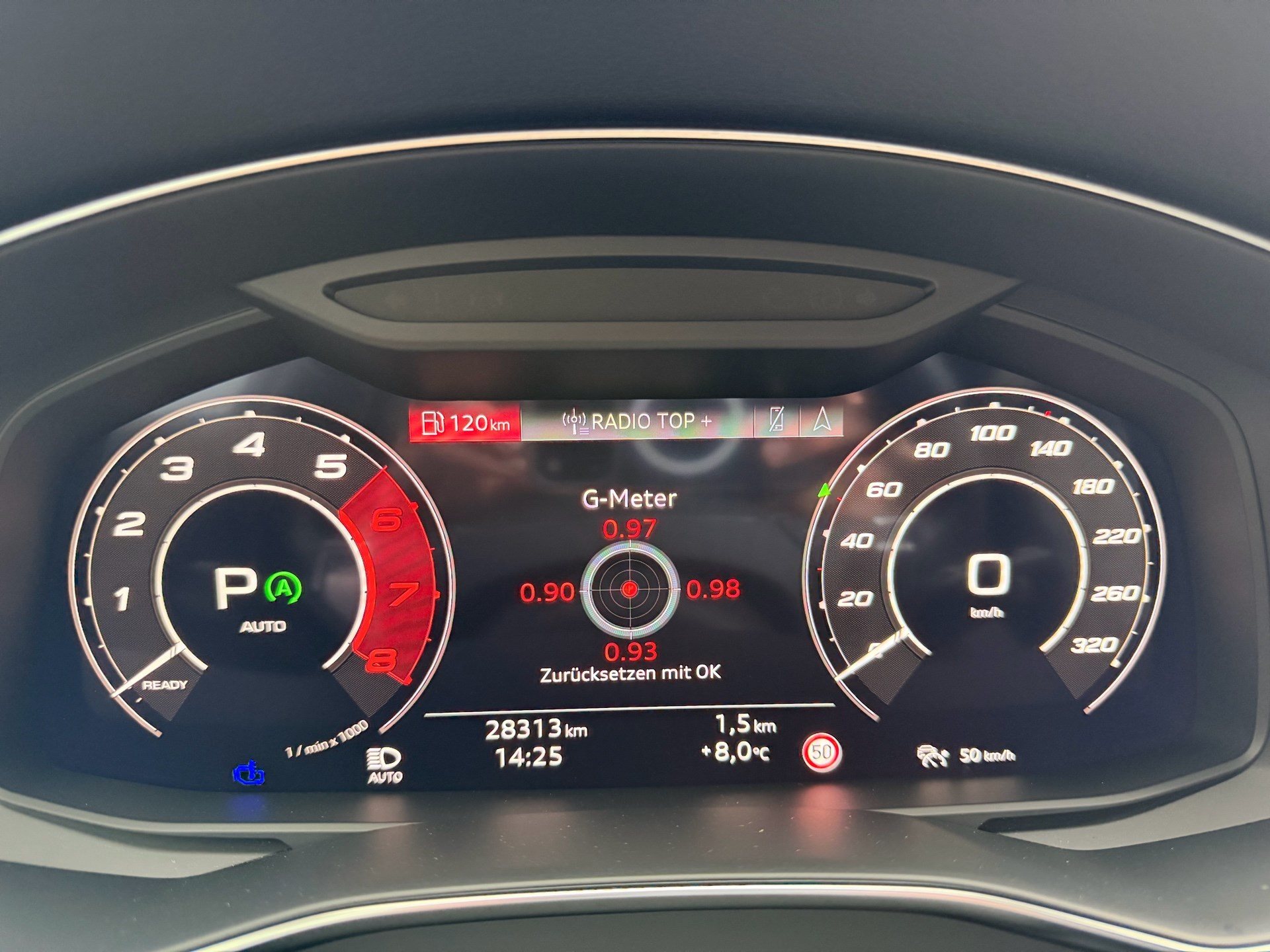 AUDI RS6 AVANT 4.0 TFSI QUATTOR *** ASSISTENZPAKET, MATRIX LED & ANHÄNGEKUPPLUNG ***-image-10