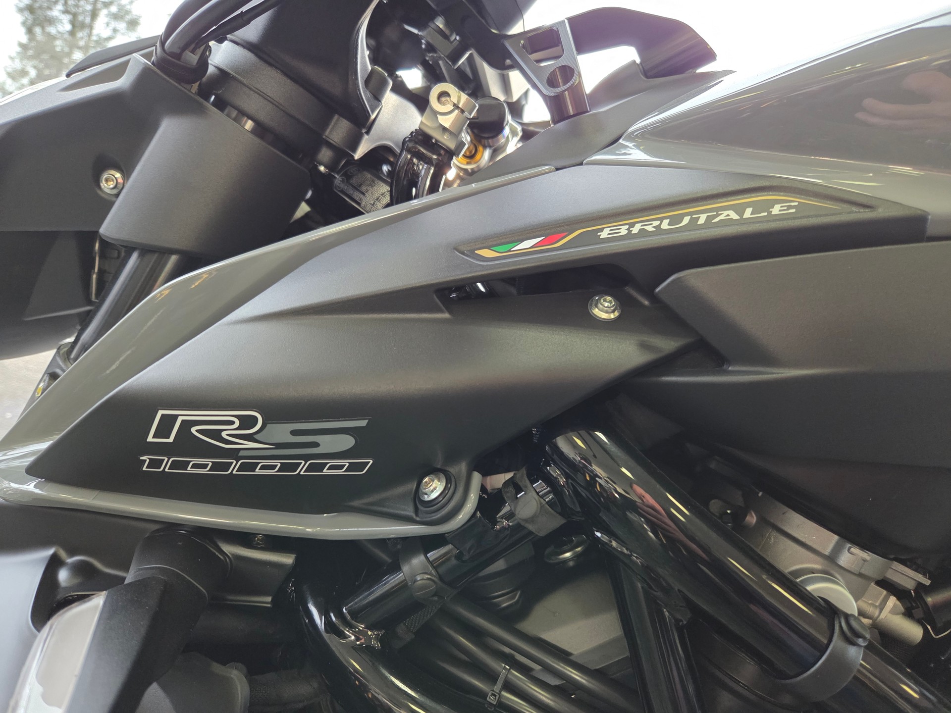 MV AGUSTA B4 Brutale 1000 RS mit 208 PS-image-10