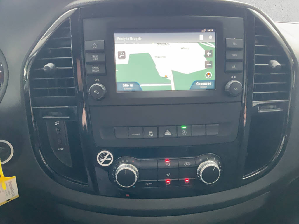 MERCEDES-BENZ Vito 116 CDI Lang Select Tourer 4 Matic-image-11