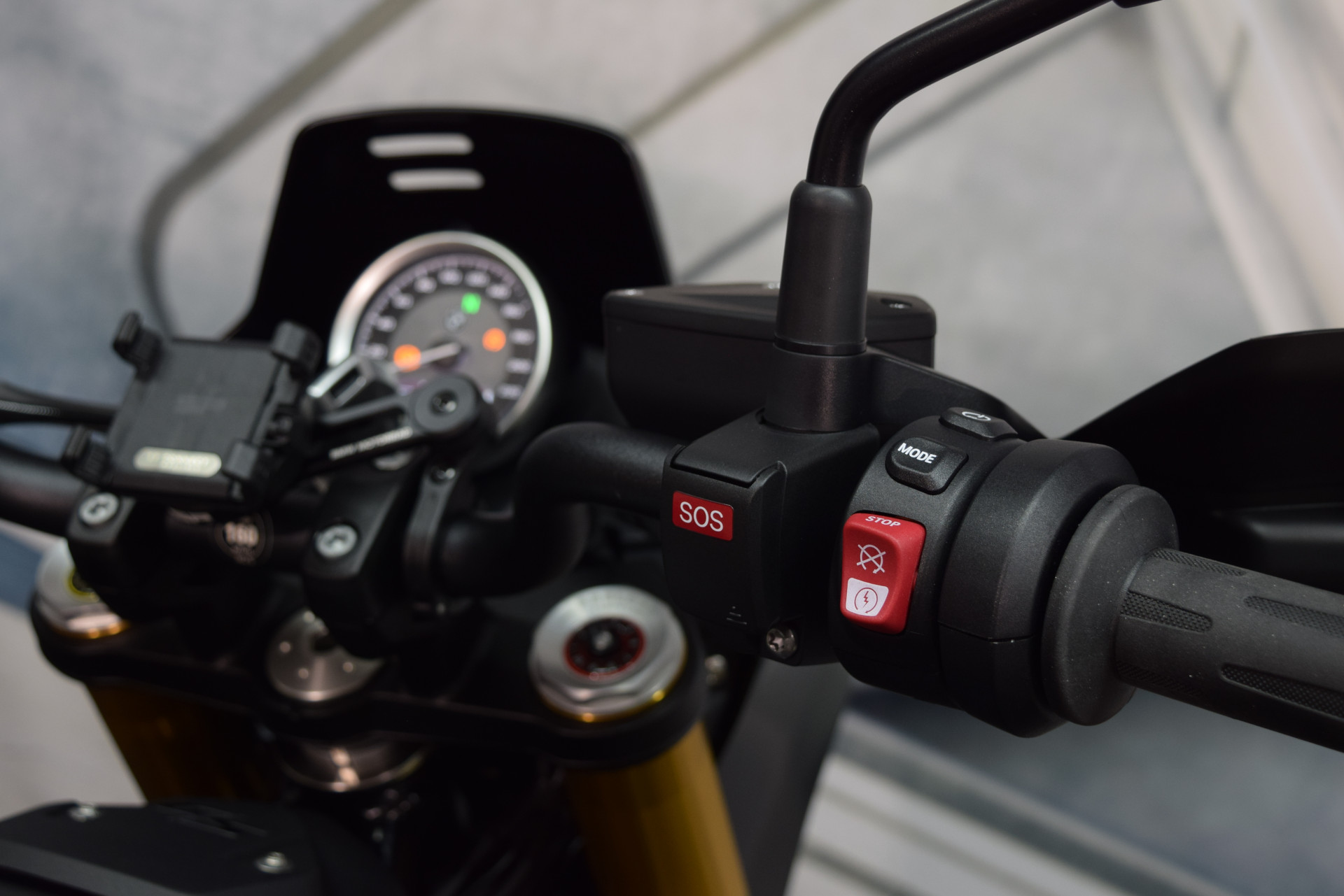 BMW R 12 G/S Vollausstattung inkl. Enduro PRO-image-7