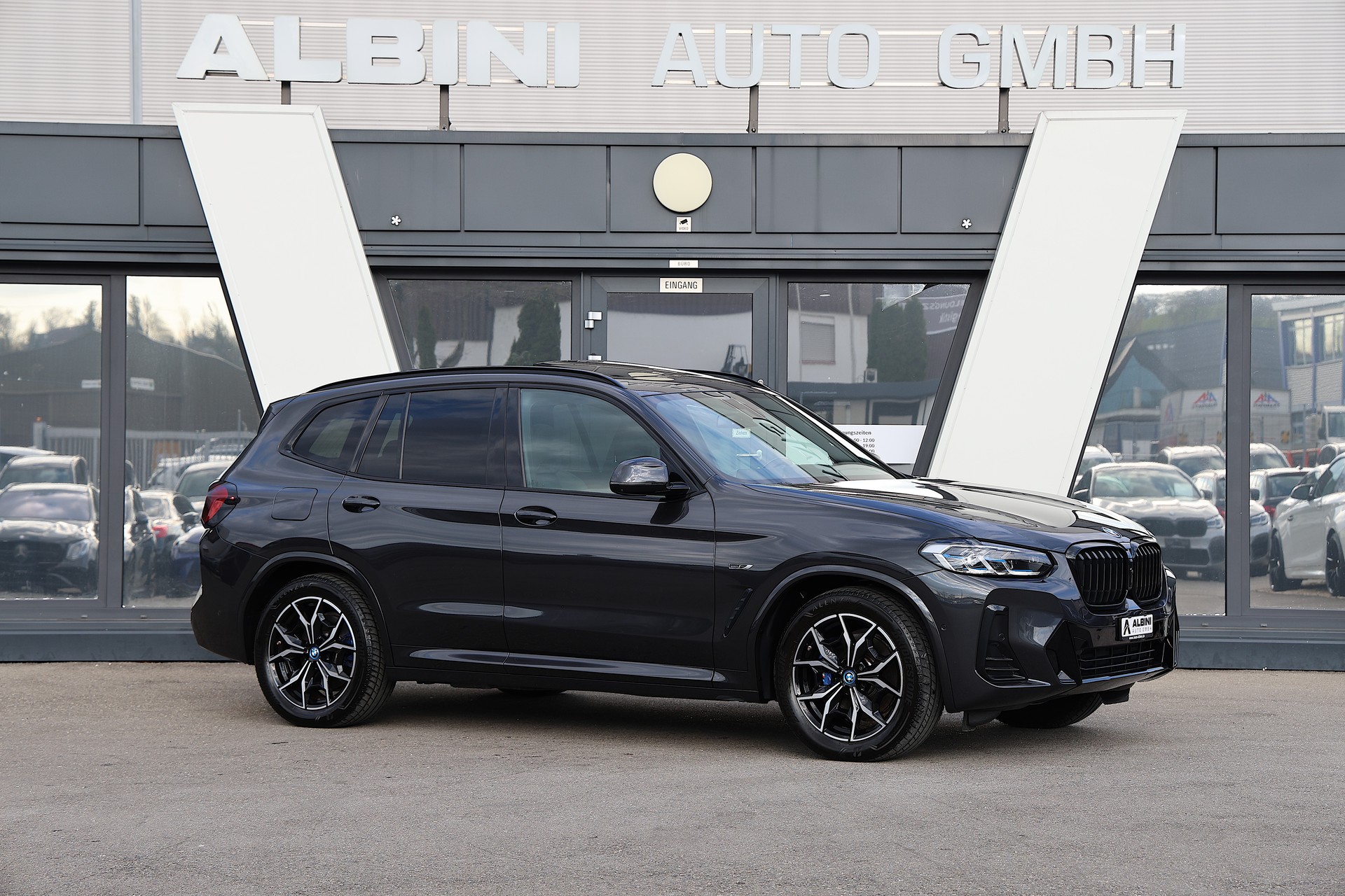 BMW X3 xDrive 30e M Sport *CH-Fahrzeug* *AHK 2T*-showroom-element-1