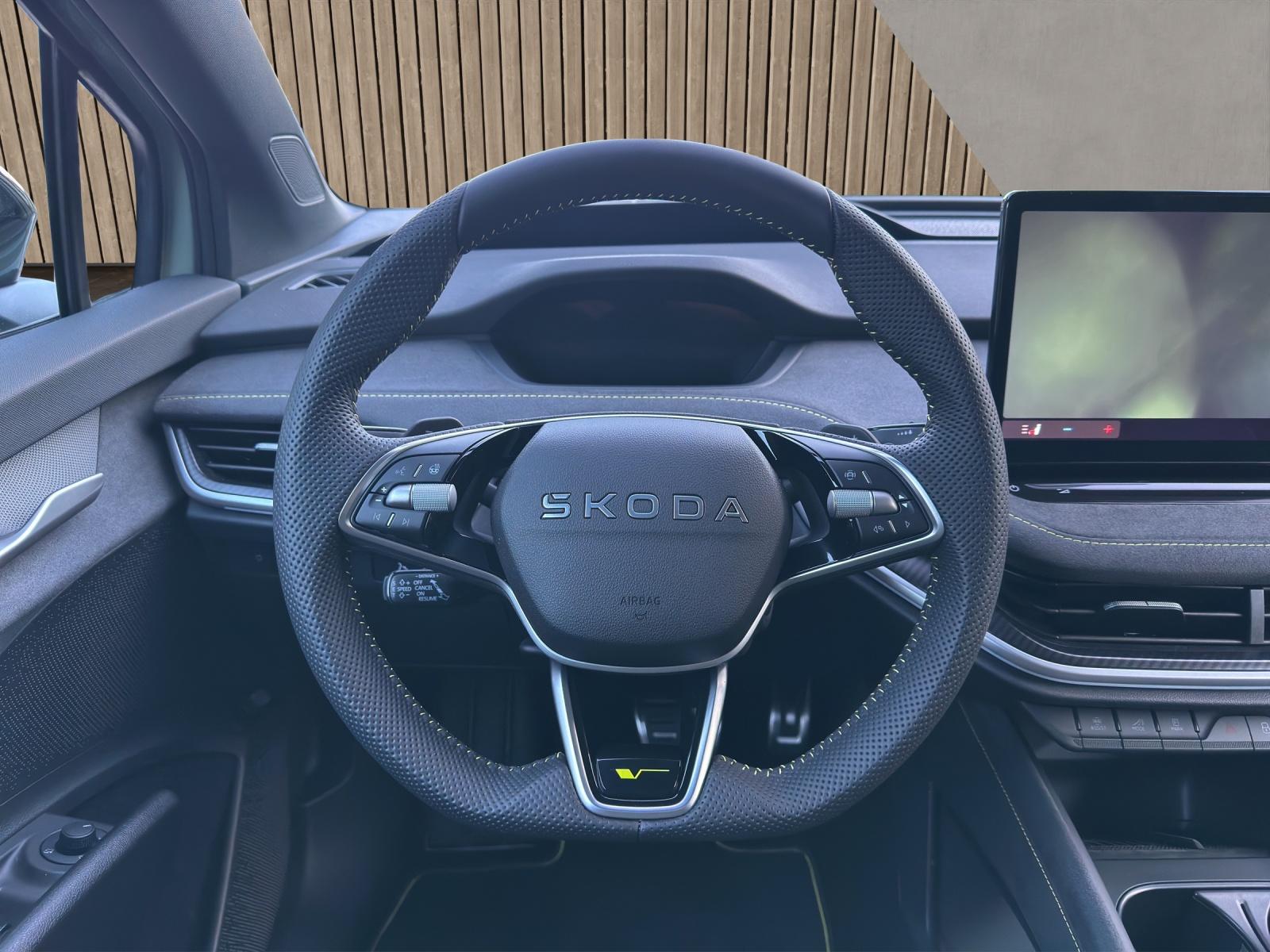 SKODA Elroq RS 84kWh 4x4-image-12
