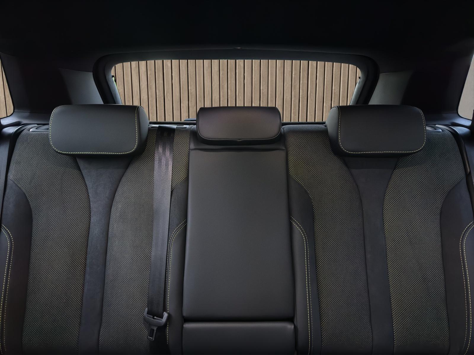 SKODA Elroq RS 84kWh 4x4-image-13