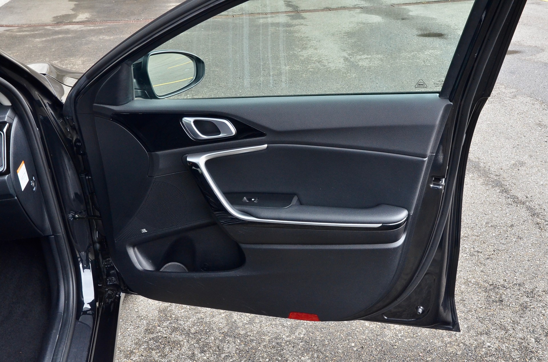 KIA Ceed Sportswagon 1.5 T-GDi MHEV Power DCT-image-15