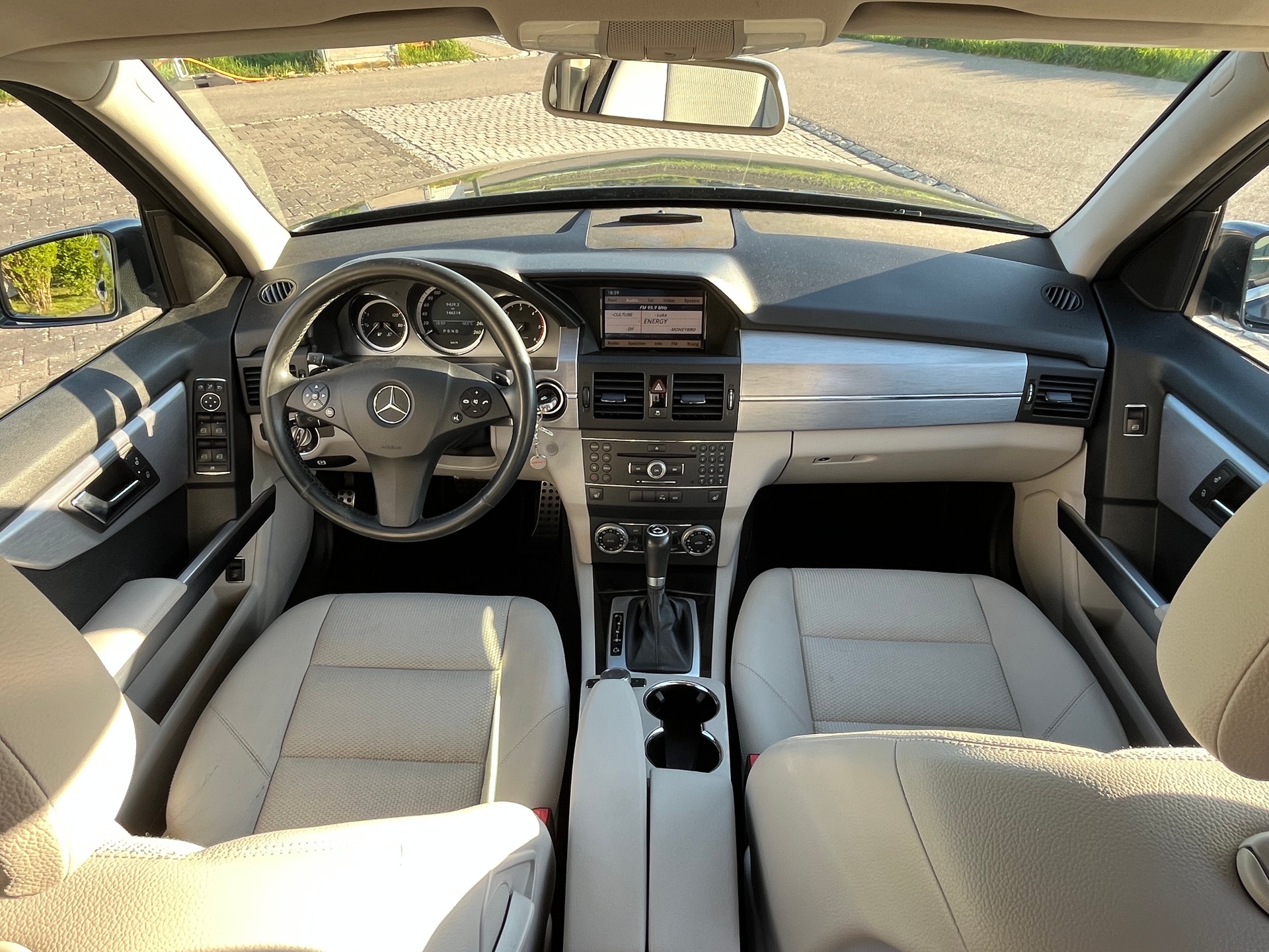 MERCEDES-BENZ GLK 220 CDI BlueEfficiency 4Matic 7G-Tronic-image-3