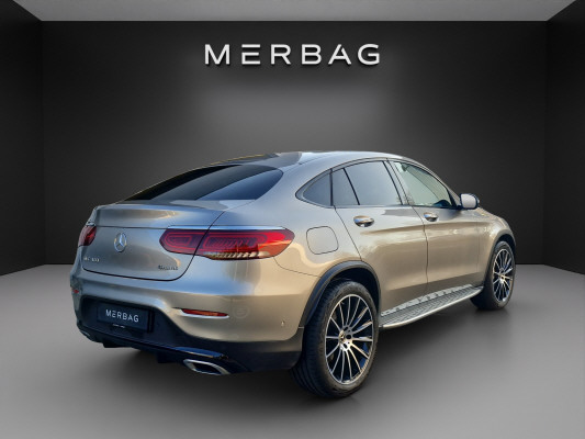MERCEDES-BENZ GLC Coupé 300 AMG Line 4M-image-4