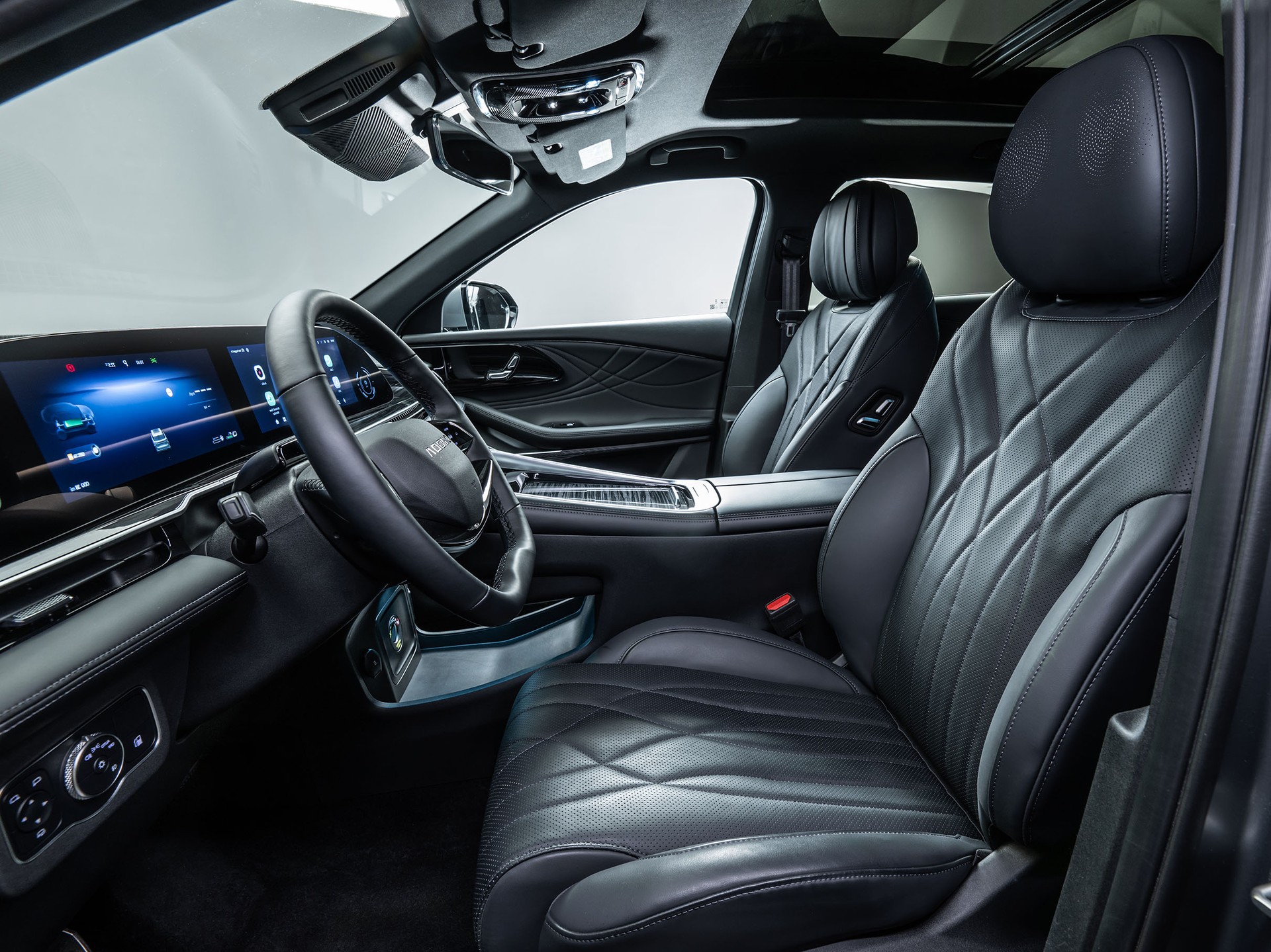 OMODA 9 SHS-P Premium 4WD PHEV-showroom-element-1