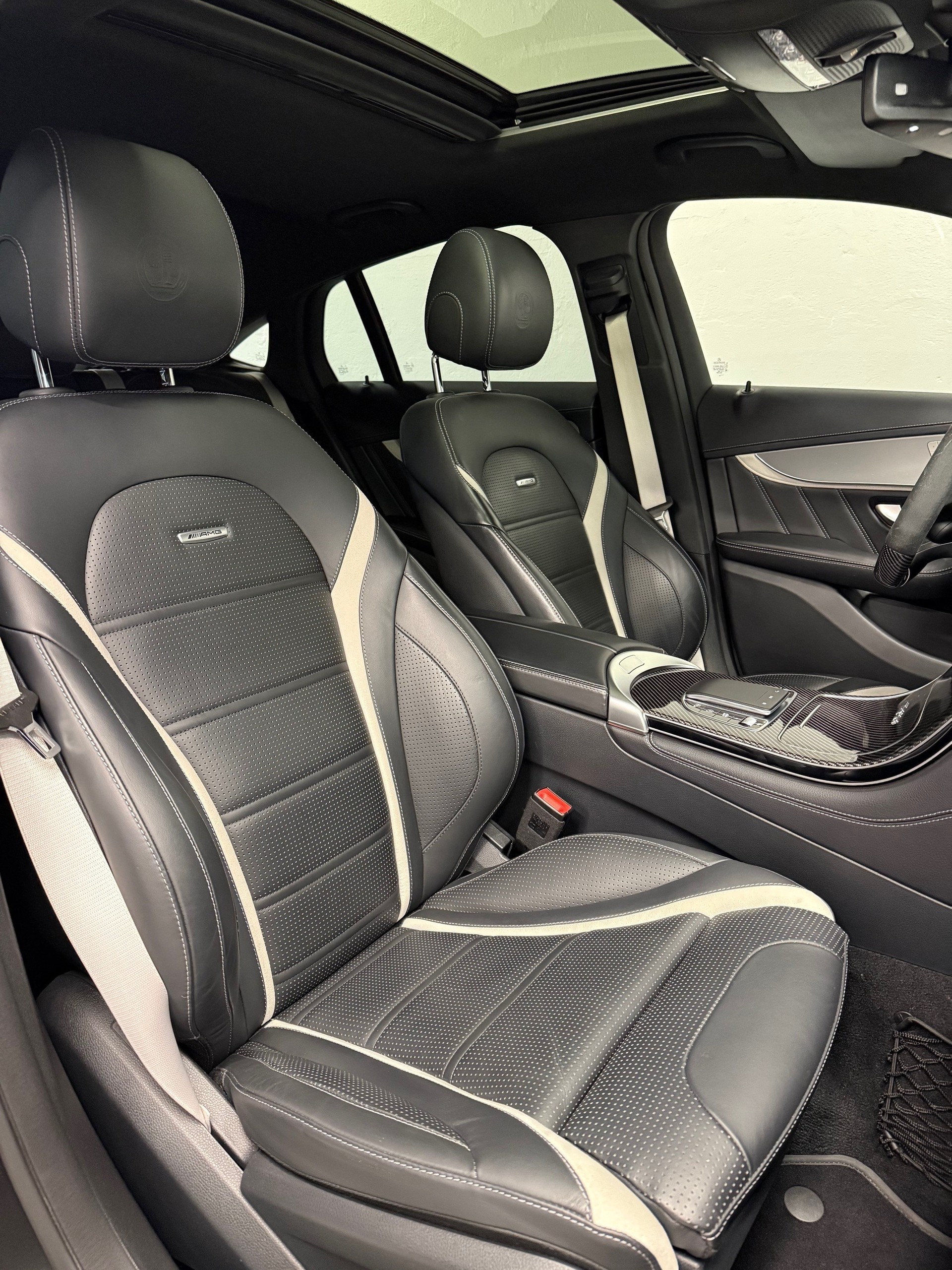 MERCEDES-BENZ GLC Coupé 63 S AMG 4Matic 9G-Tronic-image-10
