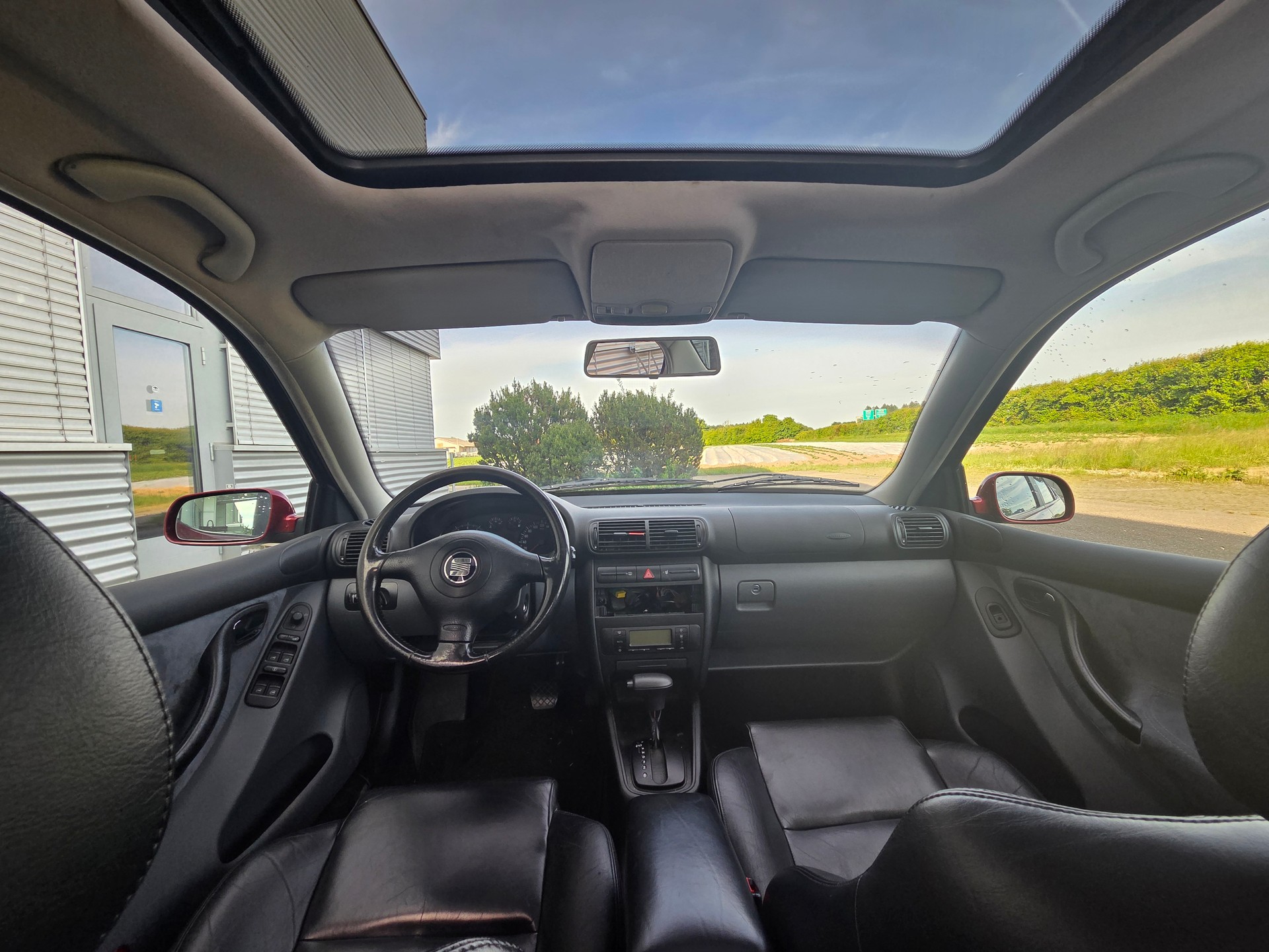 SEAT Automat - Leder - Klimaautomatik-image-4
