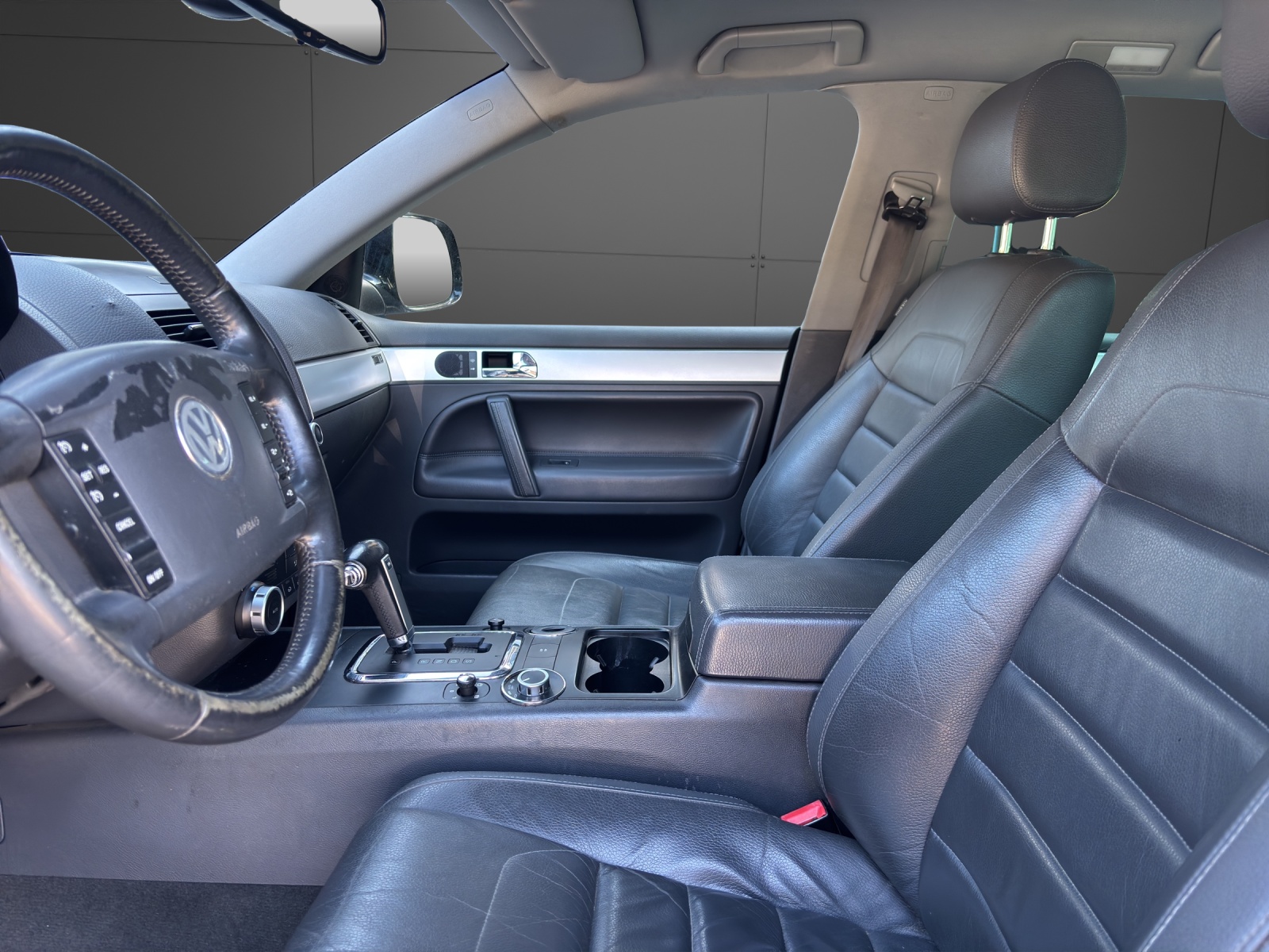 VW Touareg 3.0 TDI Tiptronic-showroom-element-2