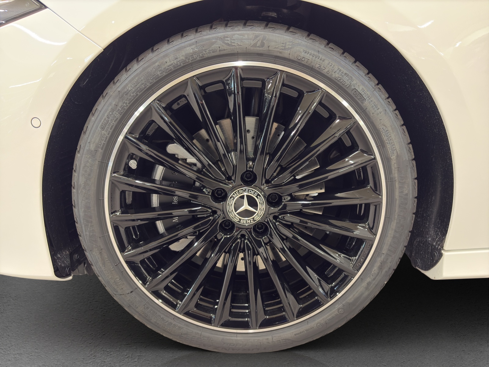 MERCEDES-BENZ A 220 4M Berline Compacte-image-14