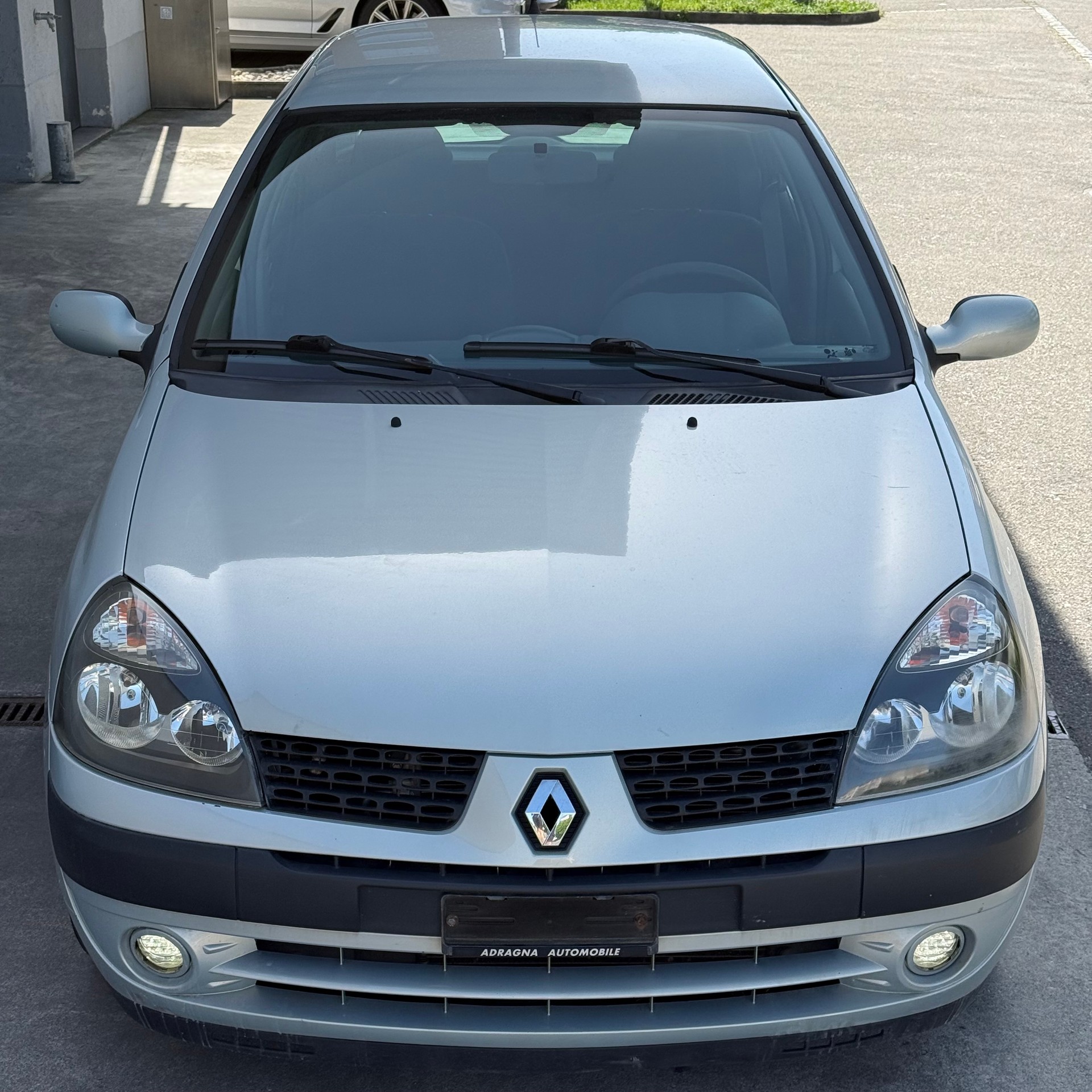RENAULT Clio 1.2 Expression-showroom-element-3