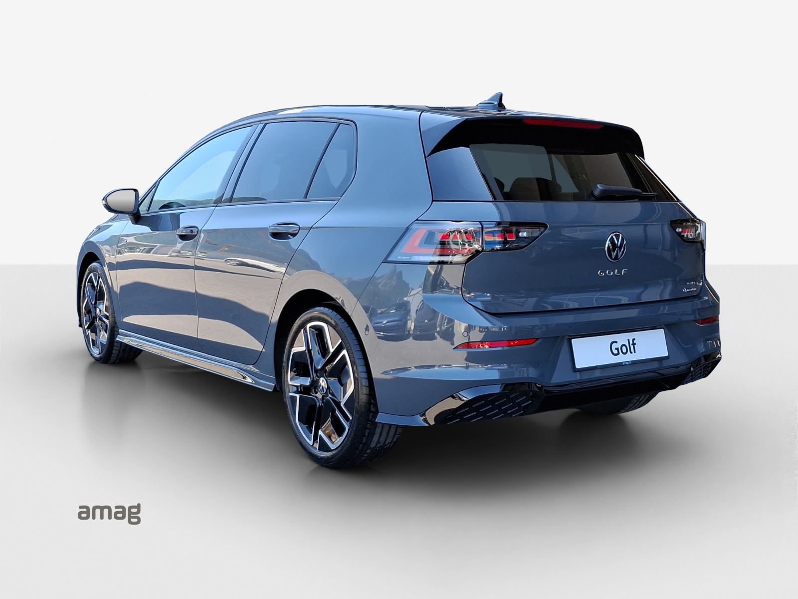 VW Golf 1.5 e TSI mHEV R-Line DSG-showroom-element-2