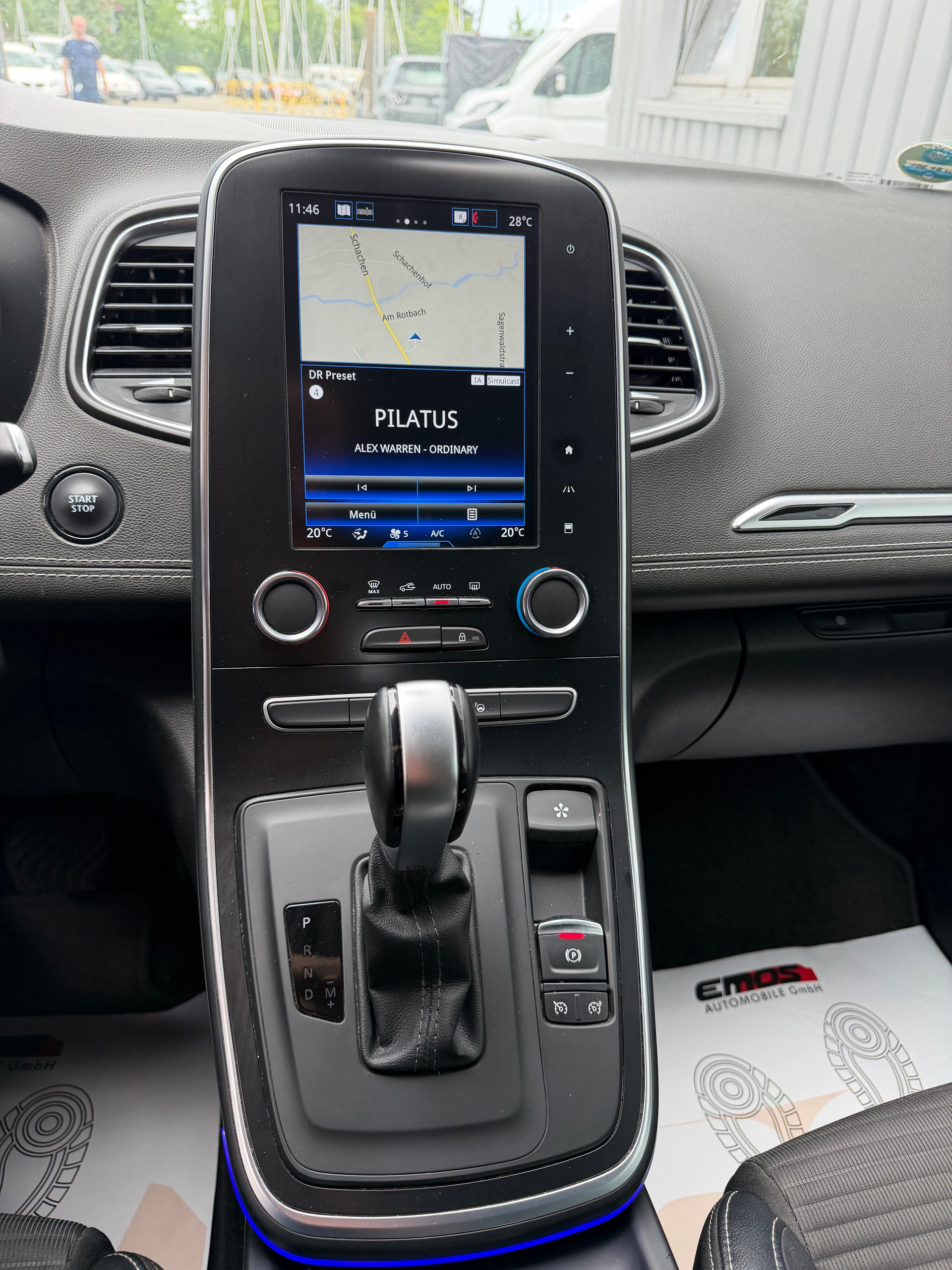 RENAULT Grand Scénic 1.3 16V Turbo Zen EDC-image-12