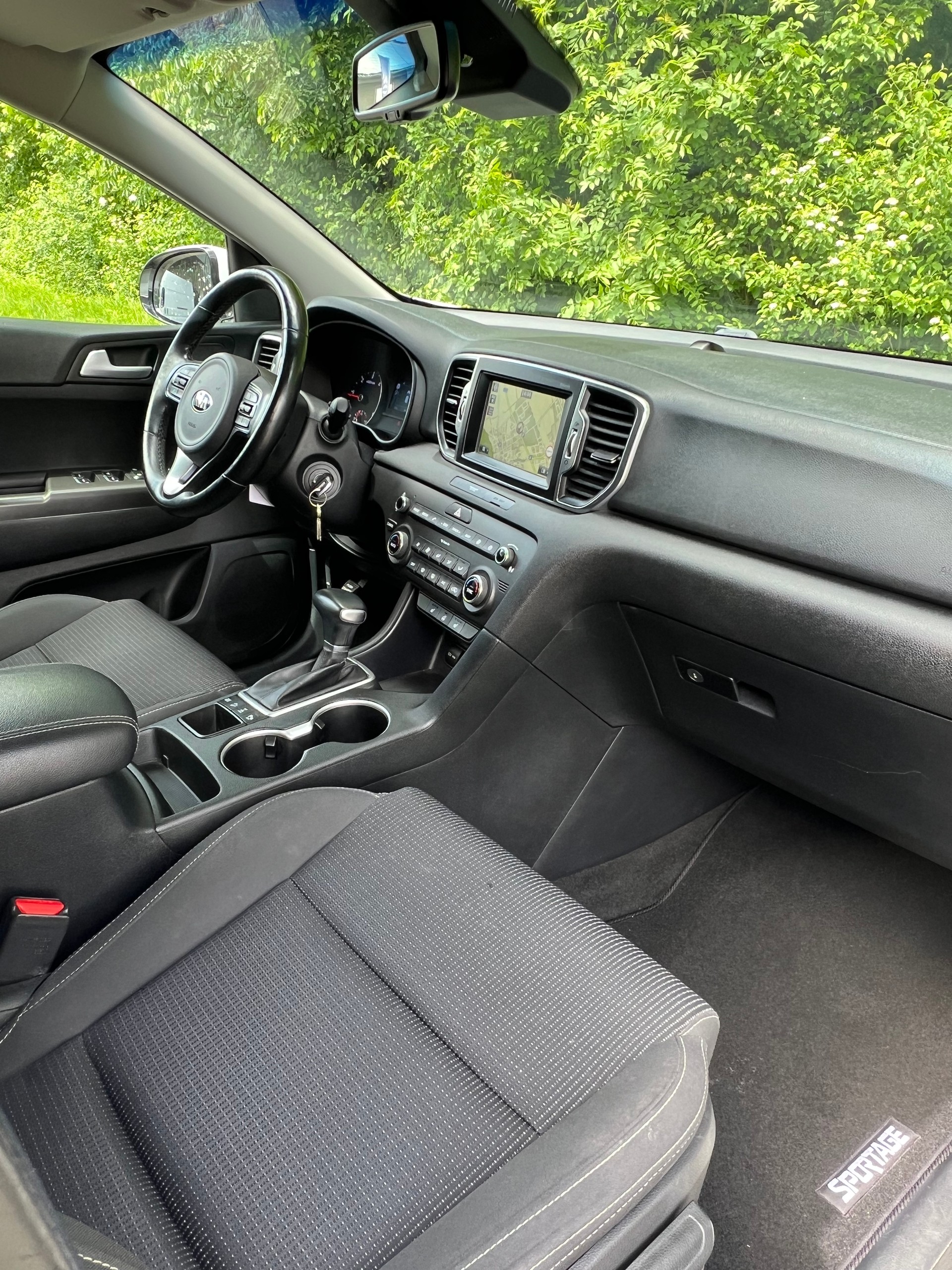 KIA Sportage 2.0 CRDi Trend-image-16