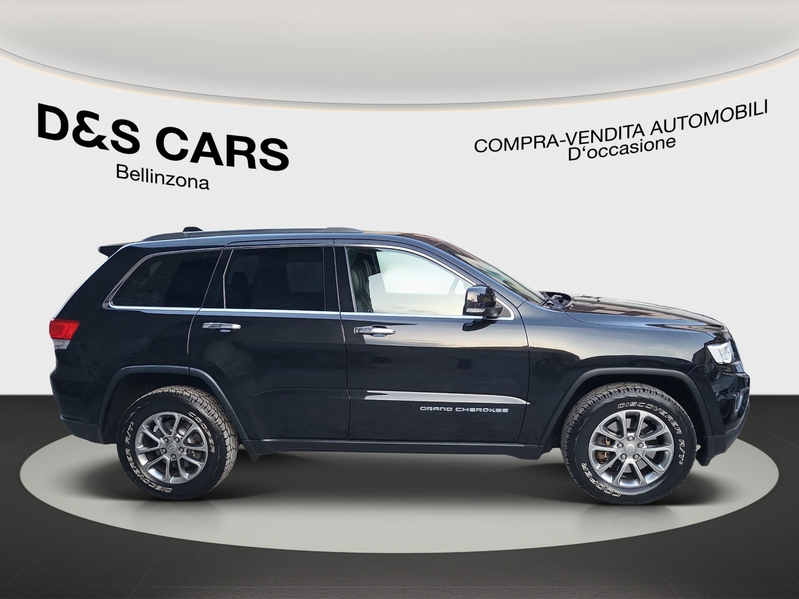 JEEP Grand Cherokee 3.0 CRD Overland Automatic-image-6