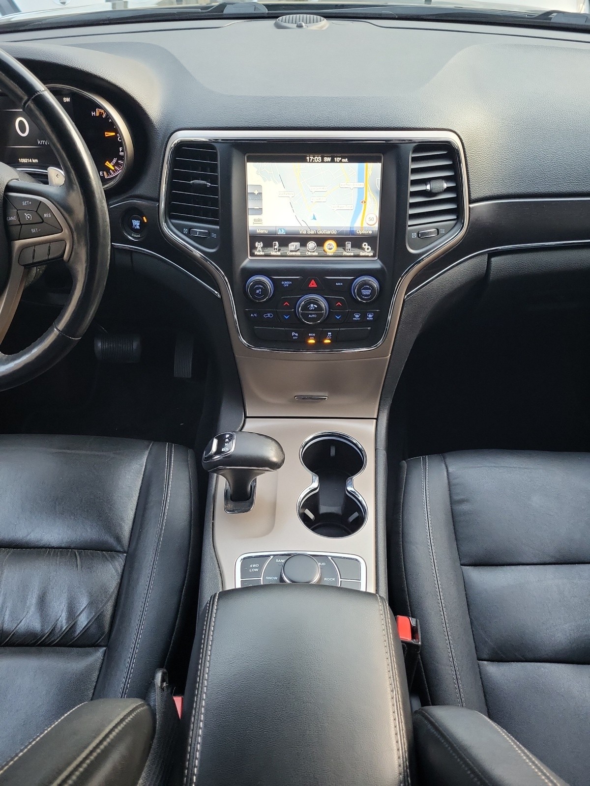 JEEP Grand Cherokee 3.0 CRD Overland Automatic-image-15