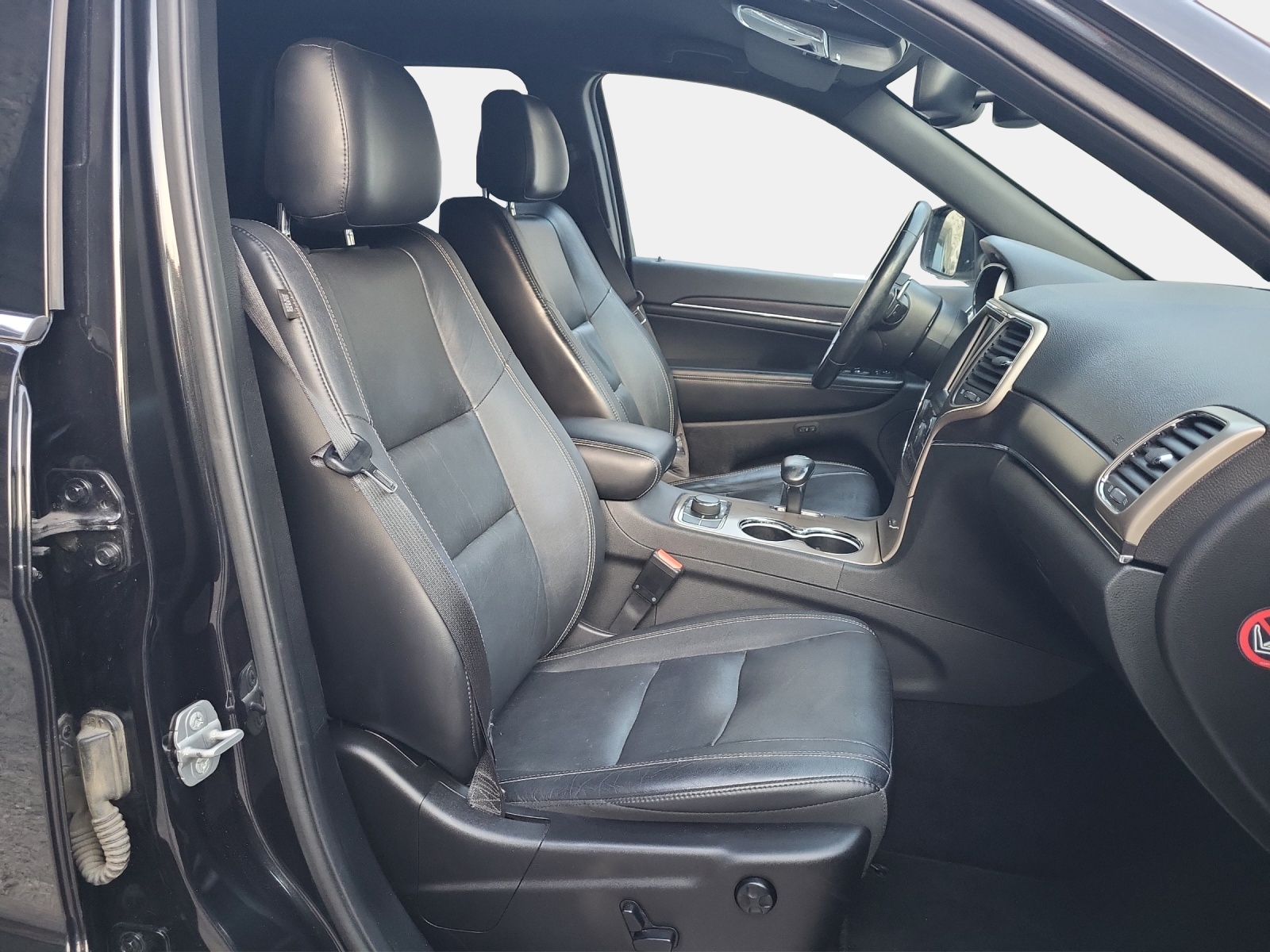 JEEP Grand Cherokee 3.0 CRD Overland Automatic-image-14