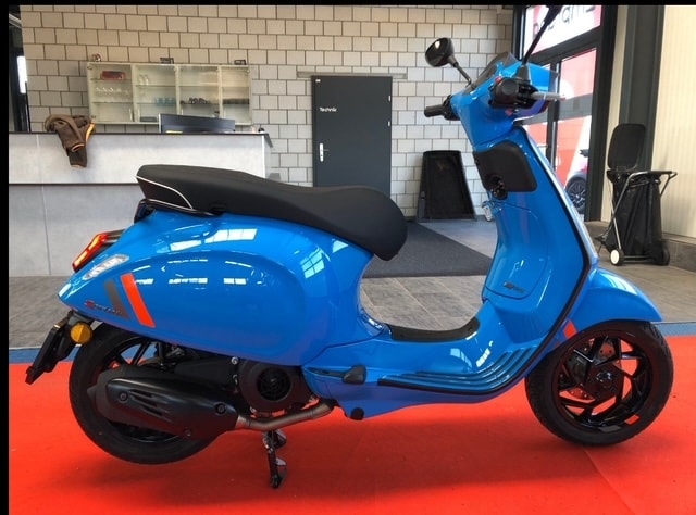 PIAGGIO Vespa 125 Sprint Sport E5+-image-1