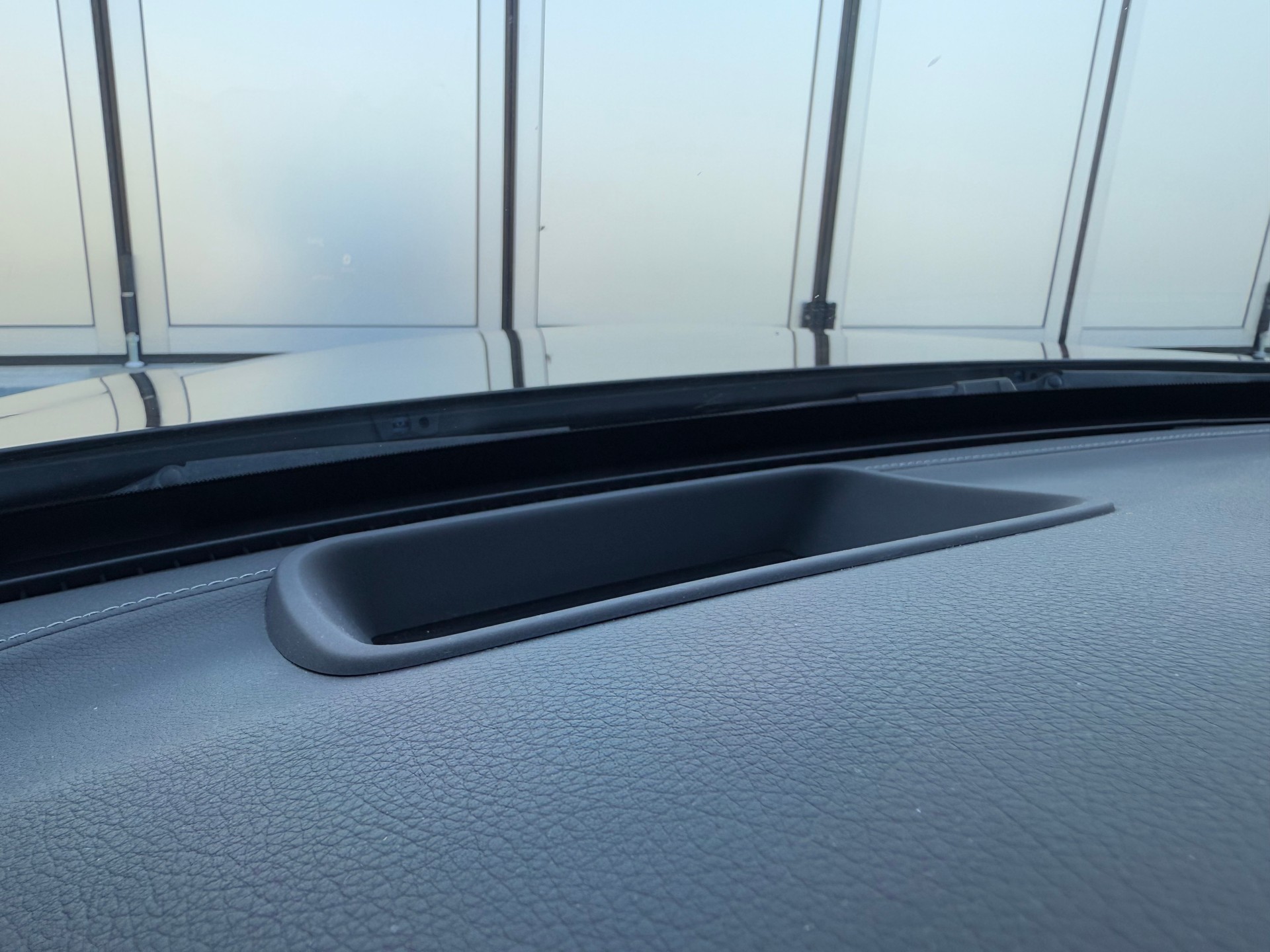 MERCEDES-BENZ C 250 AMG Line 7G-Tronic-image-9