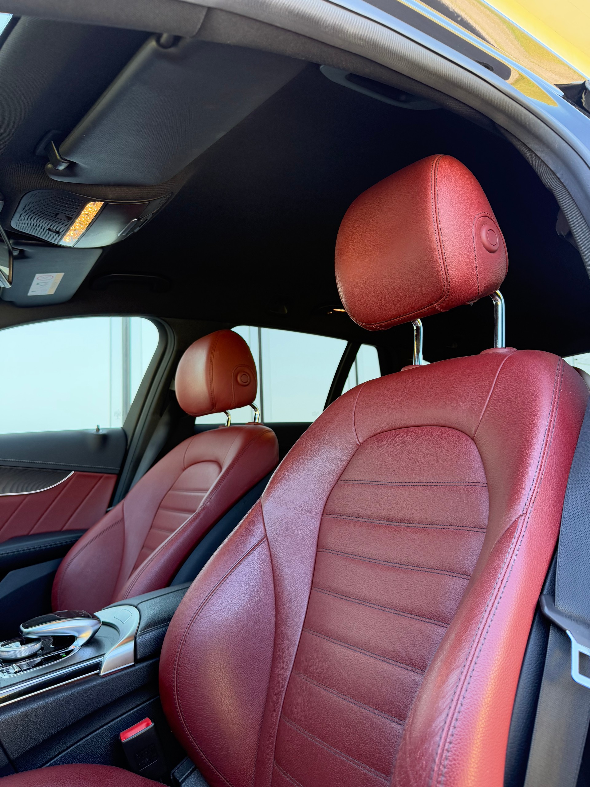 MERCEDES-BENZ C 250 AMG Line 7G-Tronic-image-12