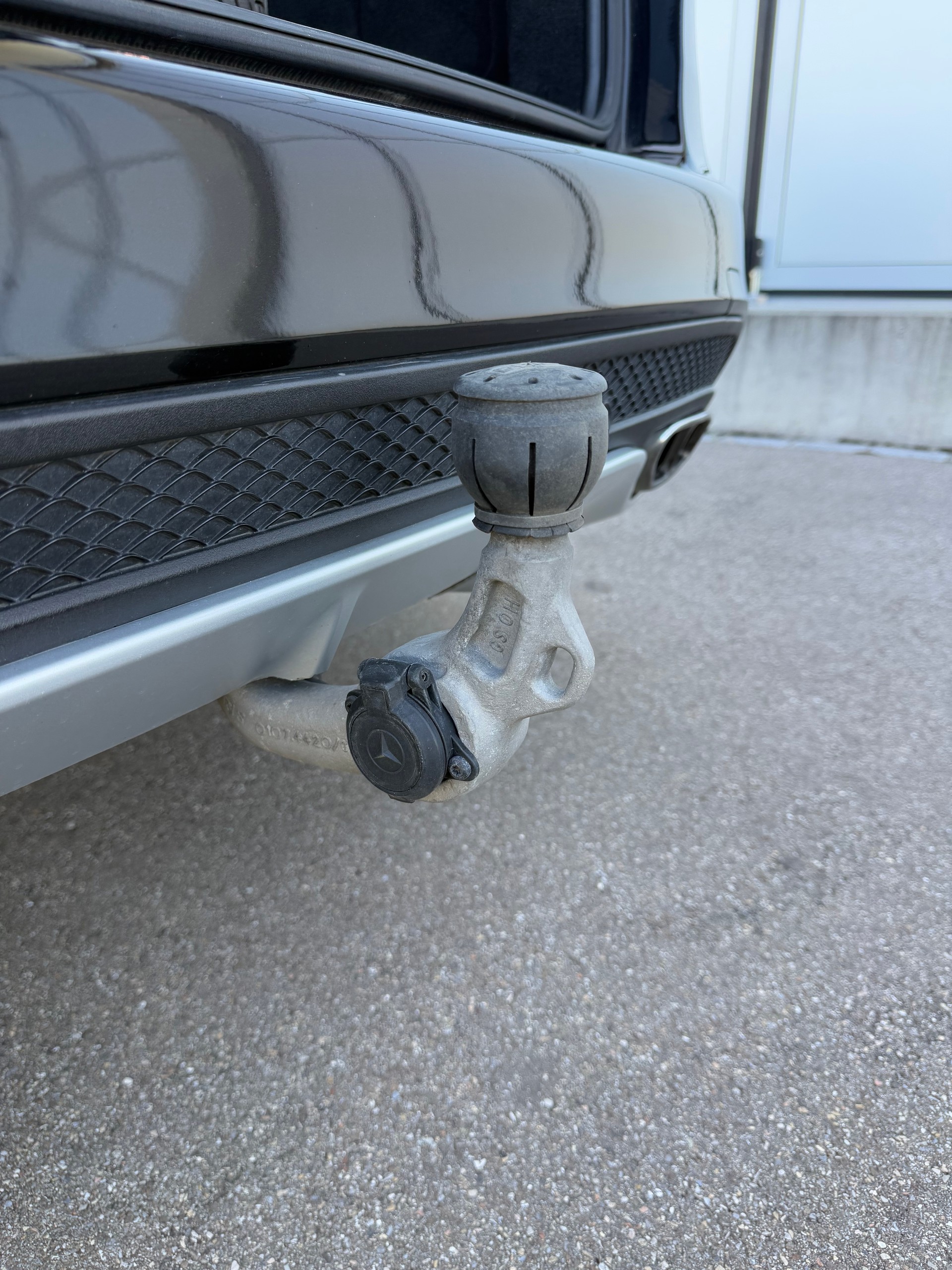 MERCEDES-BENZ C 250 AMG Line 7G-Tronic-image-10