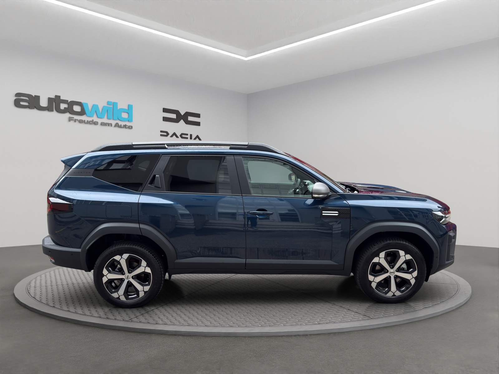 DACIA Bigster 1.2 Hybrid Journey 4WD-image-12