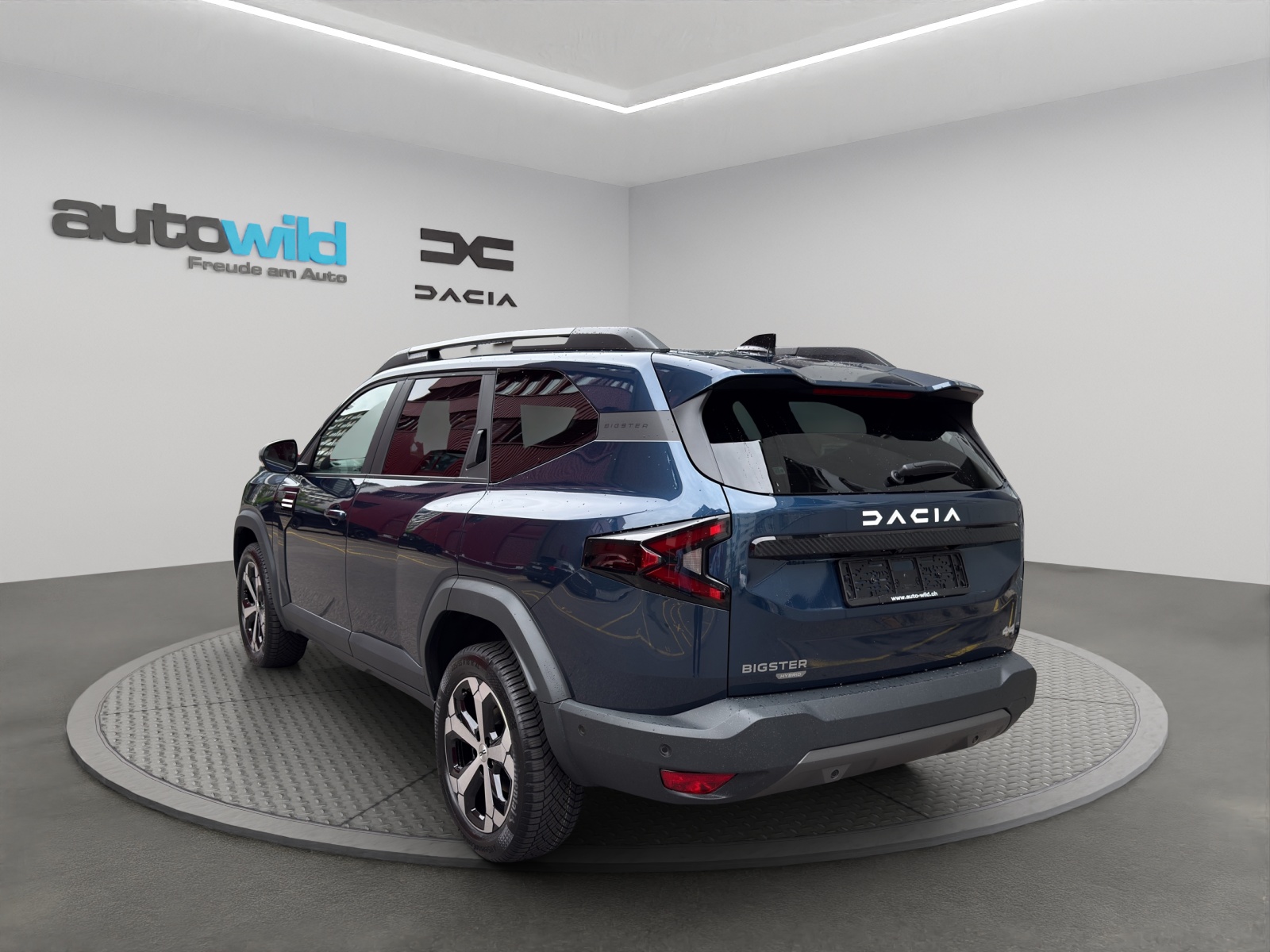 DACIA Bigster 1.2 Hybrid Journey 4WD-image-1