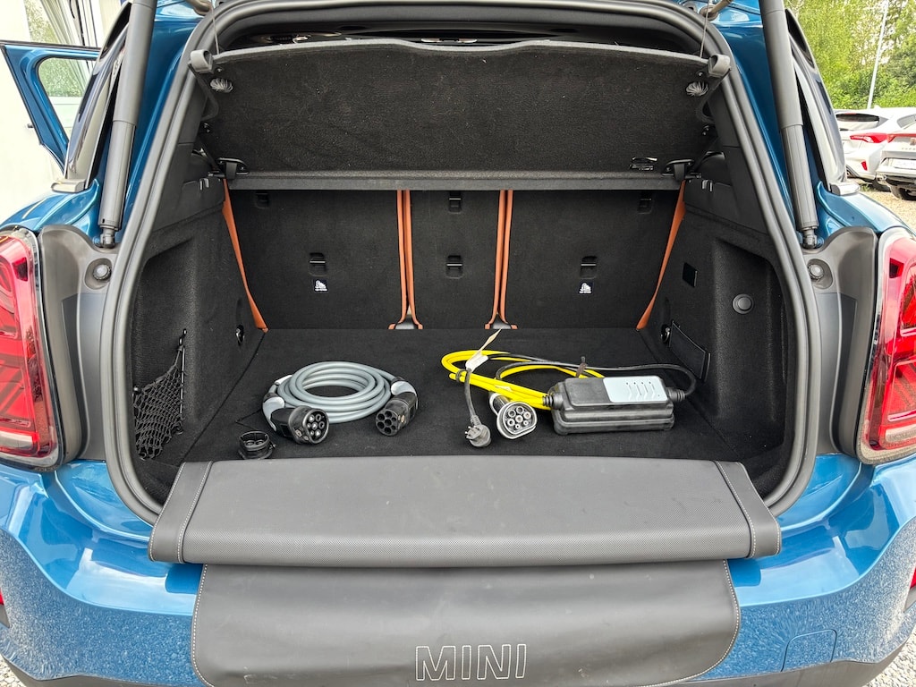 MINI Countryman Cooper SE Trafalgar ALL4 PHEV Steptronic-image-16