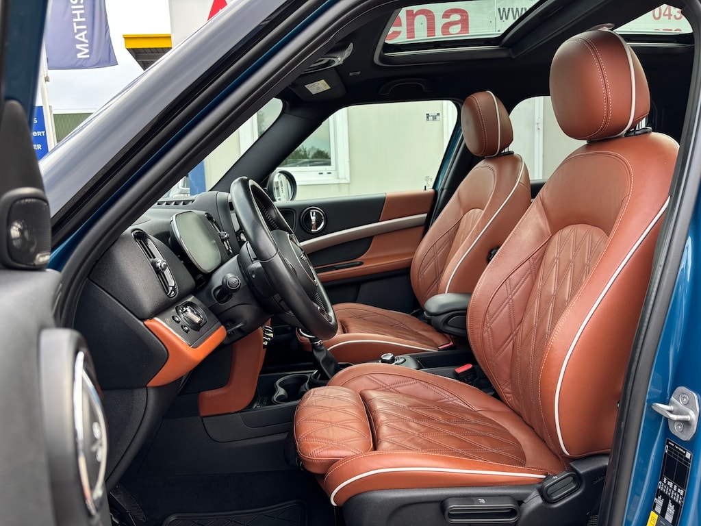 MINI Countryman Cooper SE Trafalgar ALL4 PHEV Steptronic-image-7