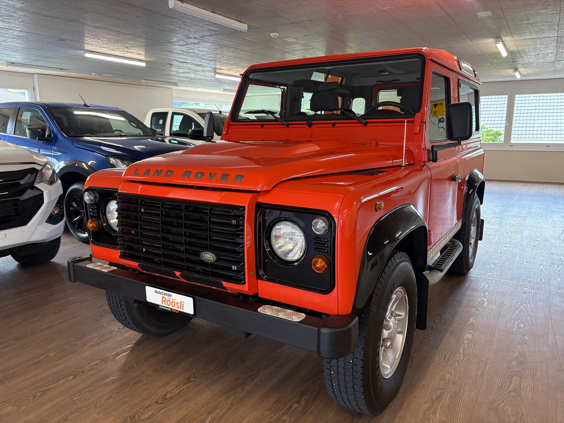 LAND ROVER Defender 90 SW 2.4Tdc