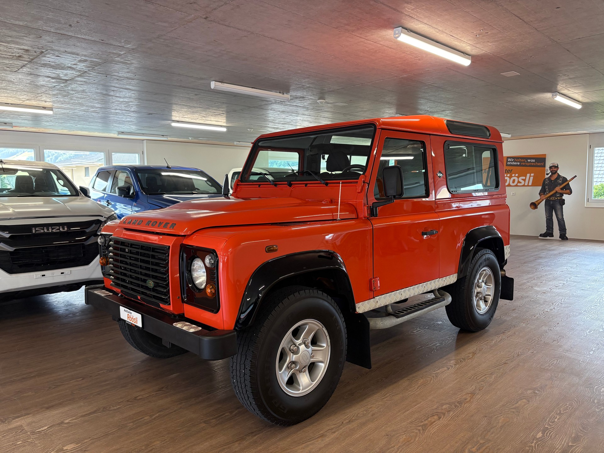 LAND ROVER Defender 90 SW 2.4Tdc-image-1