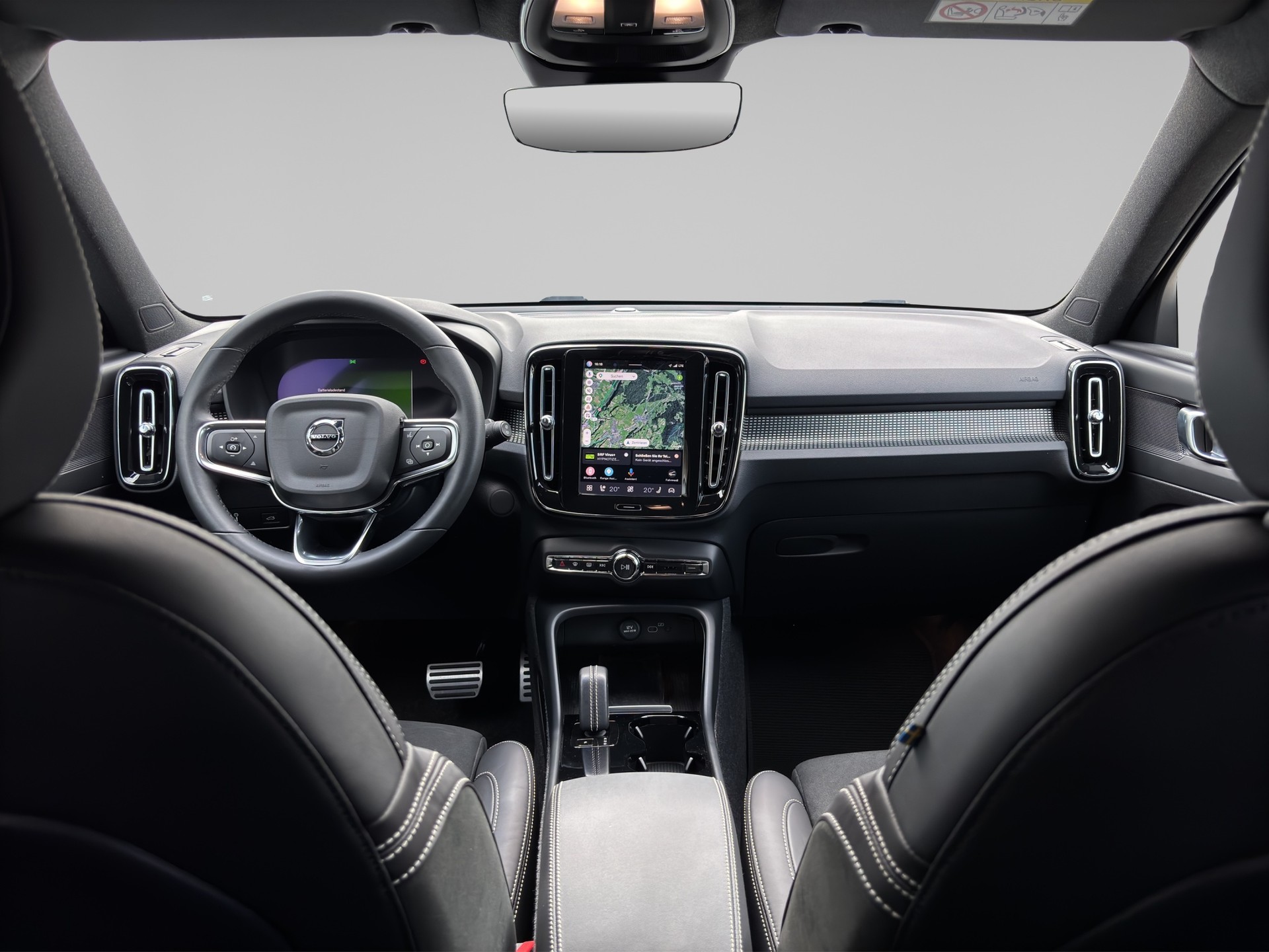 VOLVO XC40 P8 Twin Plus AWD-image-10