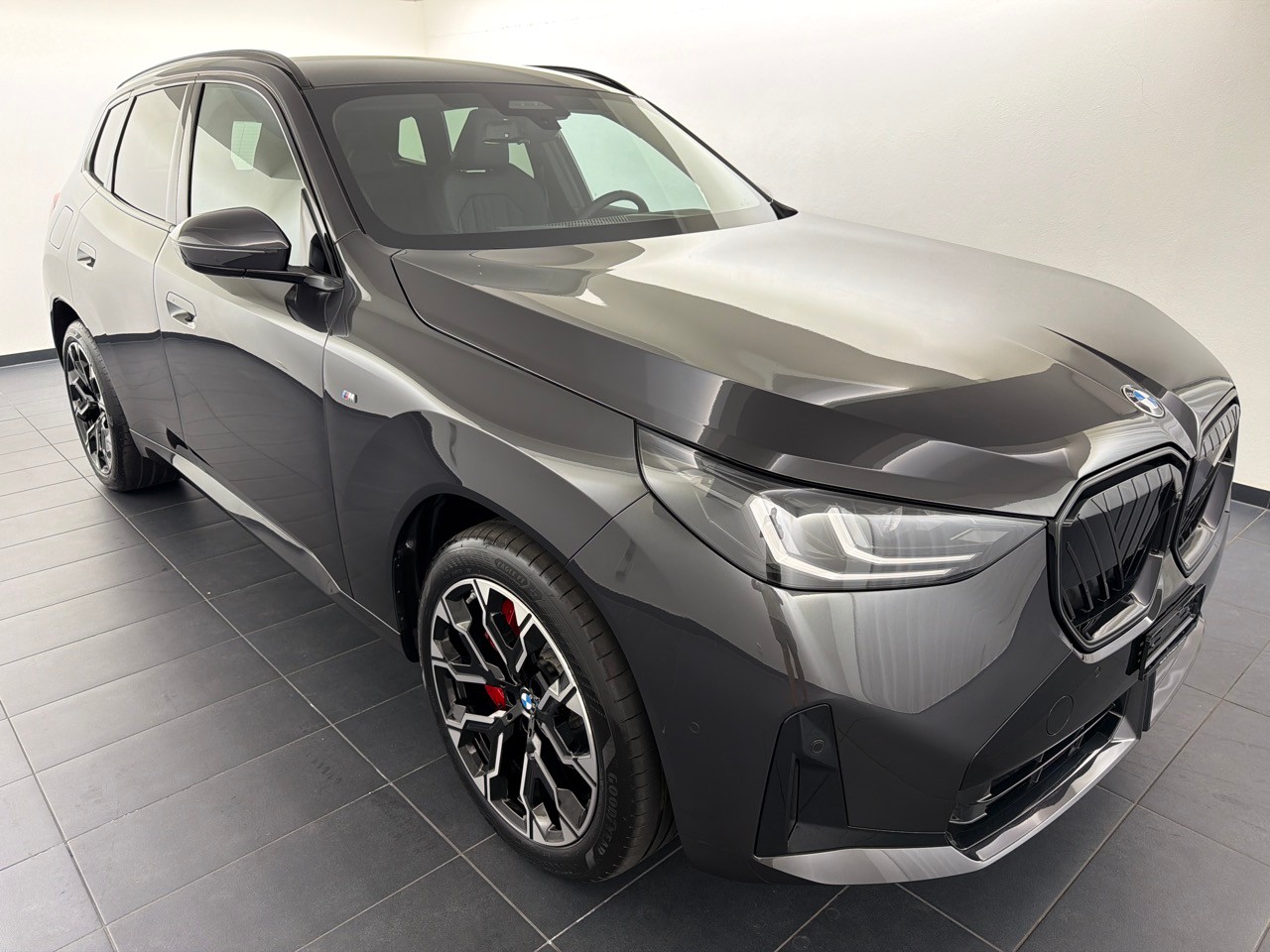 BMW X3 xDrive 48V 40d M Sport-showroom-element-3